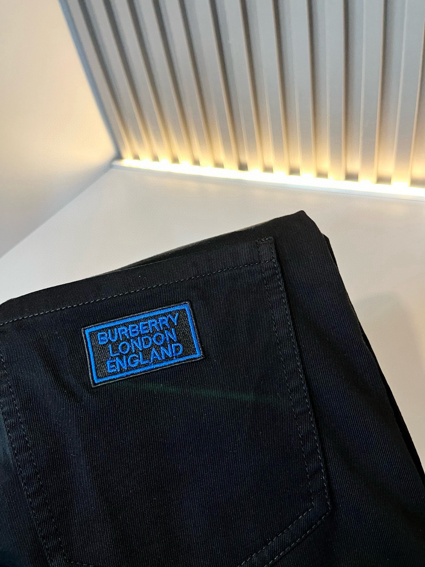 BURBERRY  牛仔裤服装,男 9