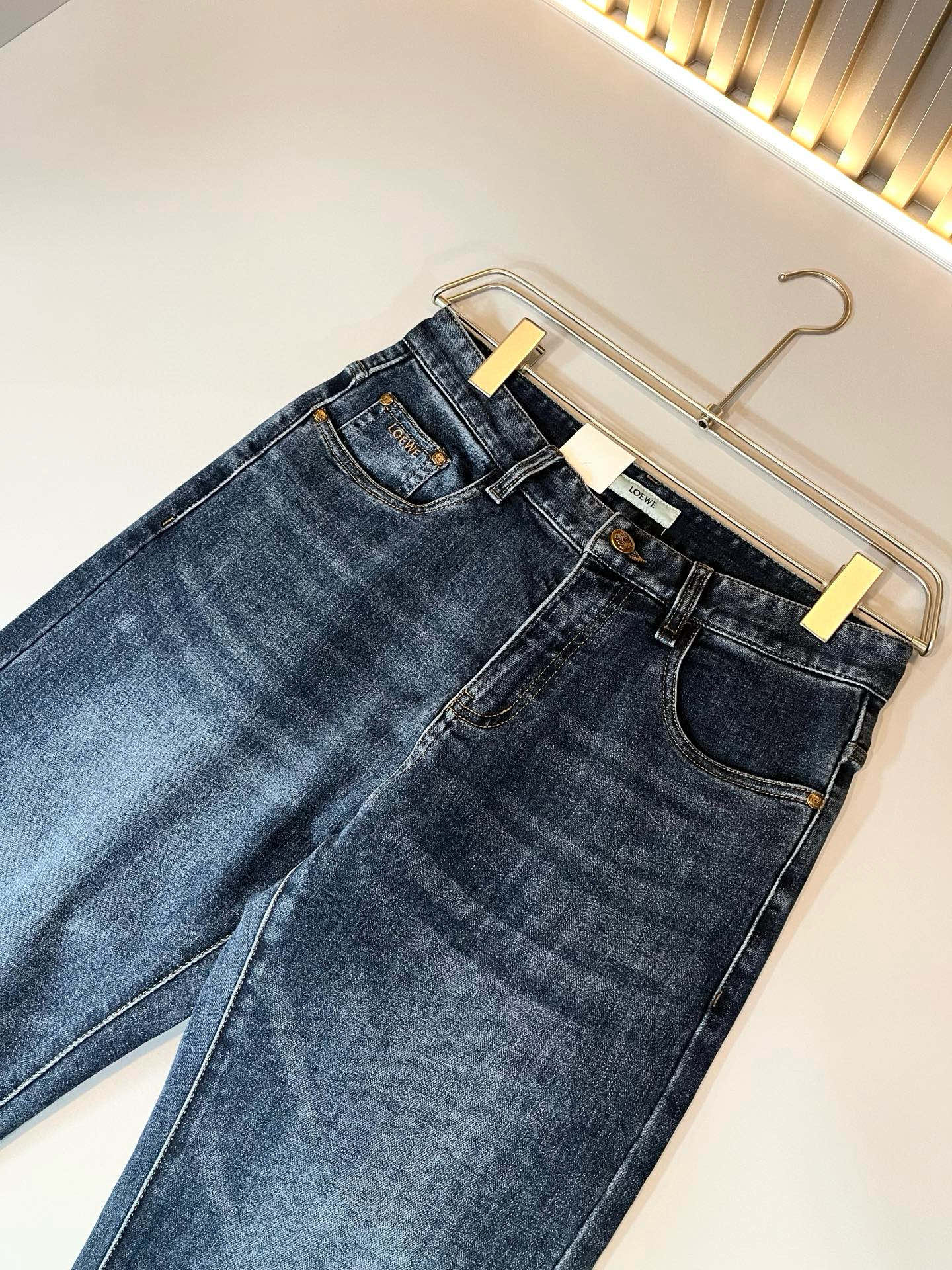 LOEWE  休闲裤服装,男 4