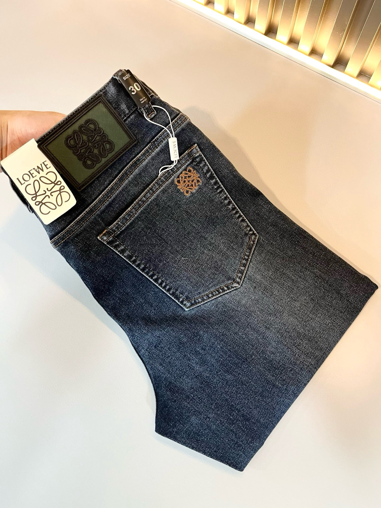 LO*WE/罗*威2025春夏新品男士时装款高端休闲裤，香港洋行渠...