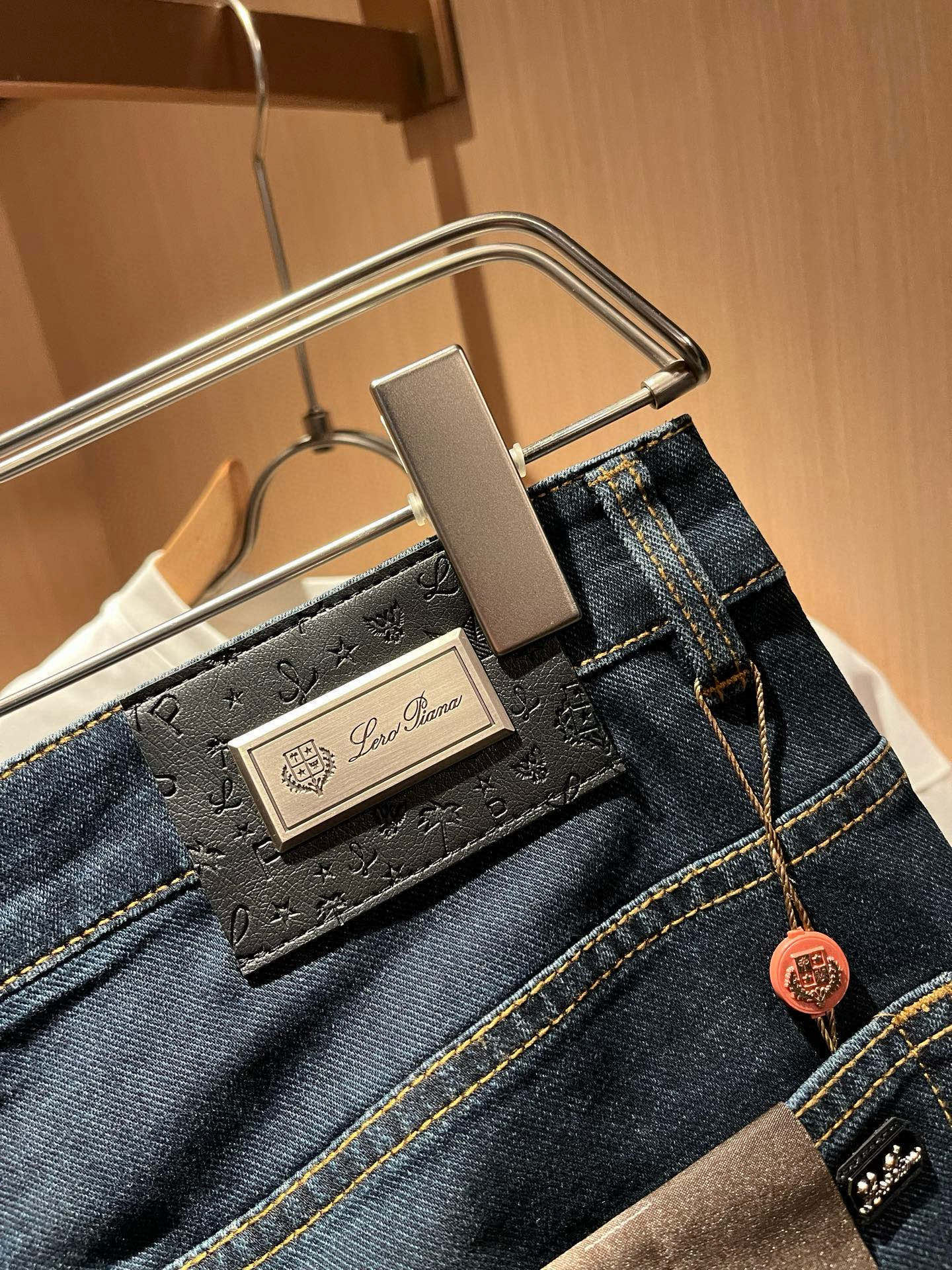 Loro Piana  休闲裤服装,男 8