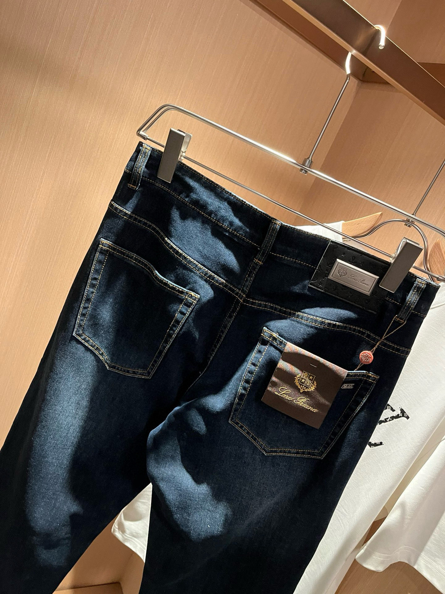 Loro Piana  休闲裤服装,男 7