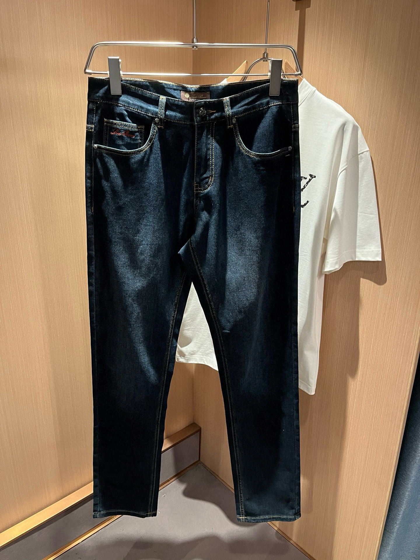 Loro Piana  休闲裤服装,男 2