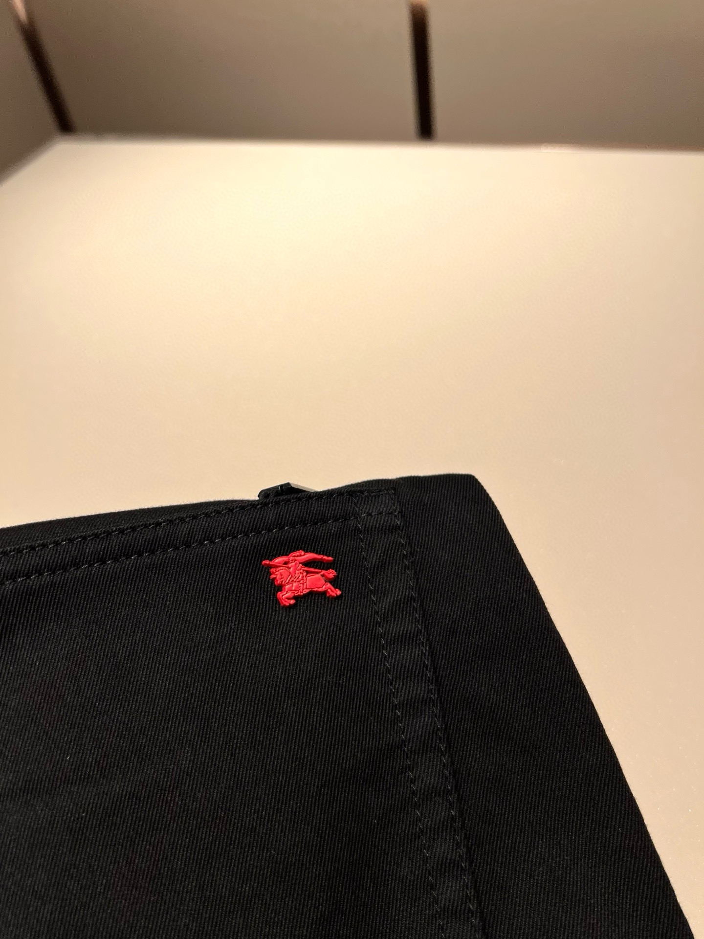 BURBERRY 2025早春新品 男士牛仔裤服装,男 8