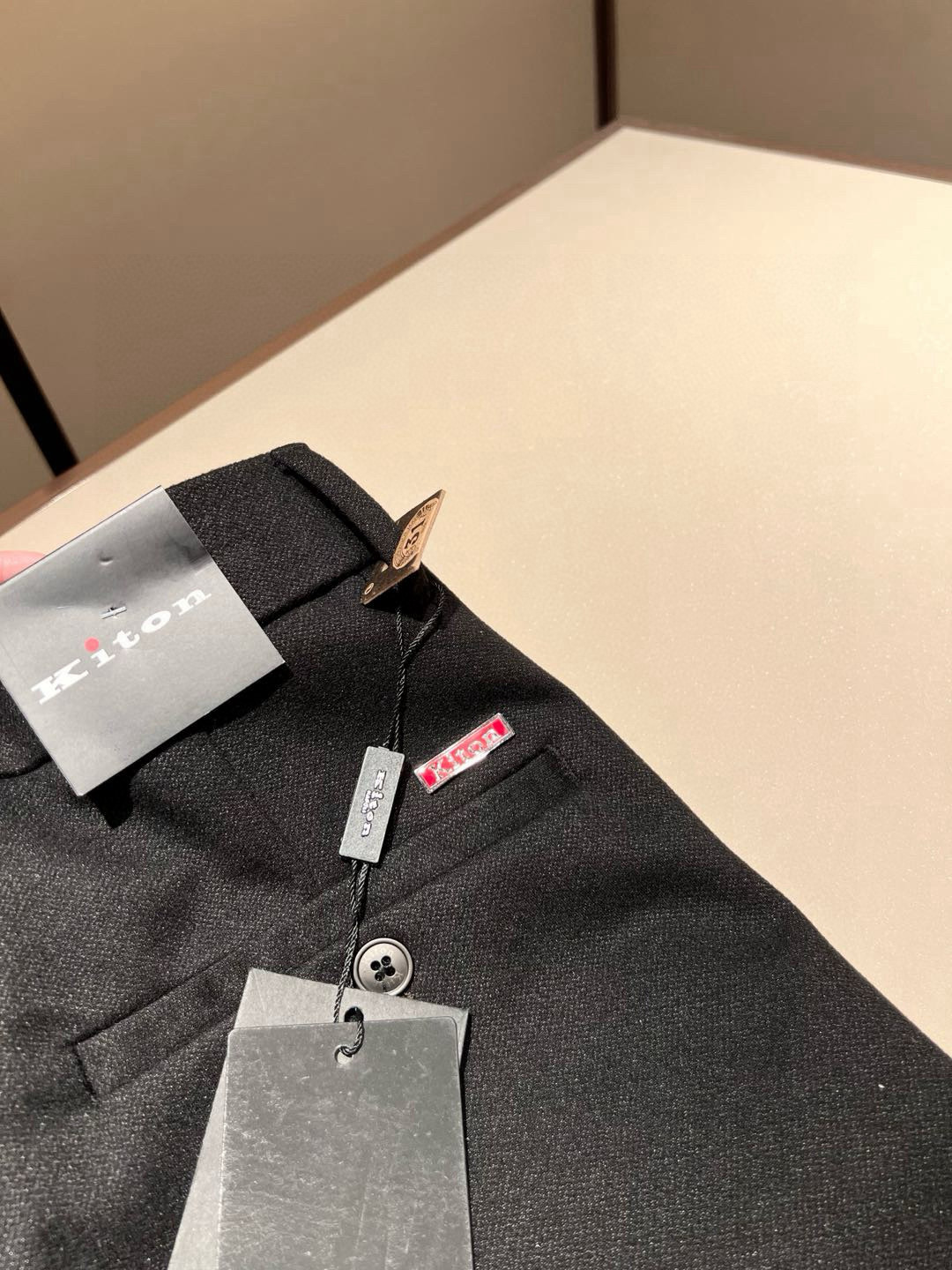 Kiton  西裤服装,包,男 9