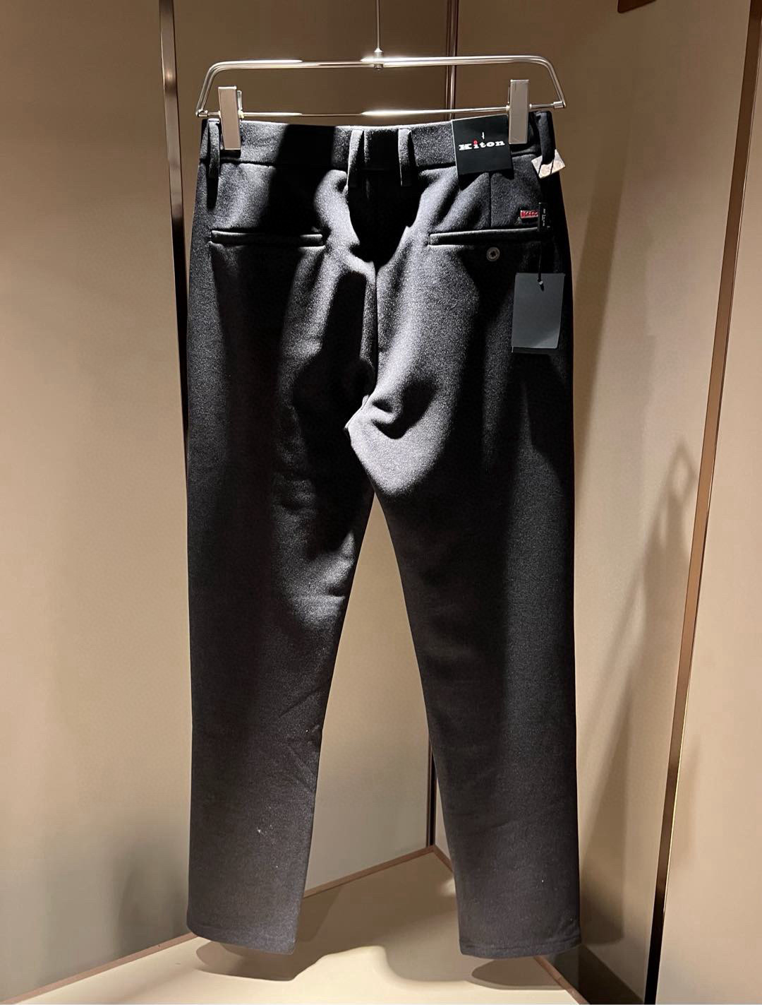 Kiton  西裤服装,包,男 4