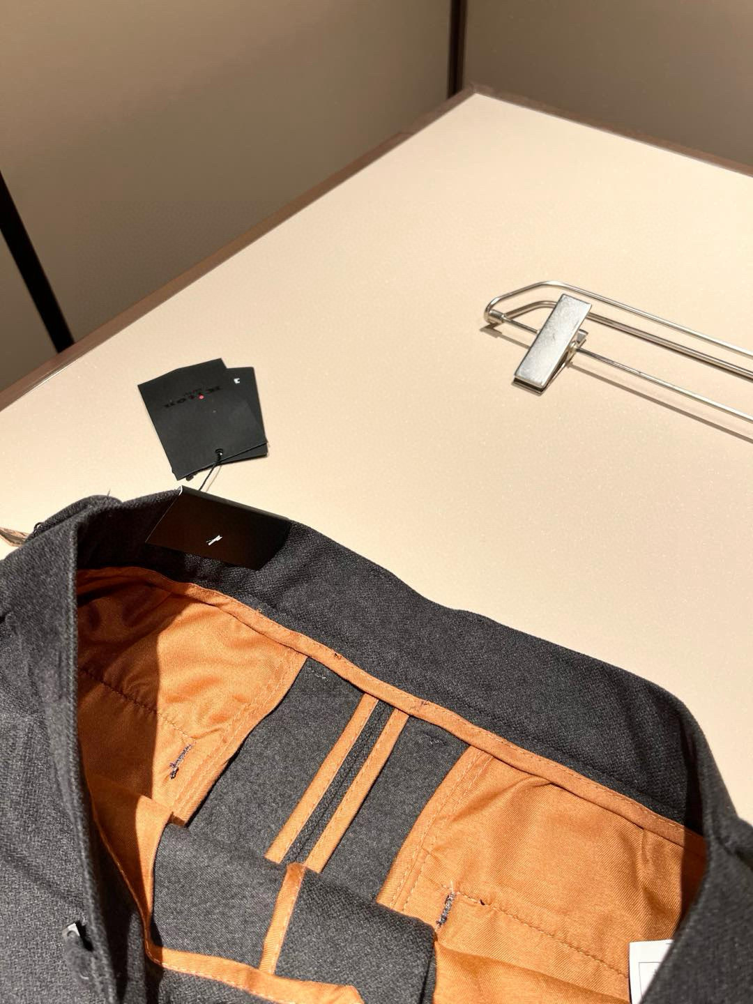 Kiton  西裤服装,包,男 7