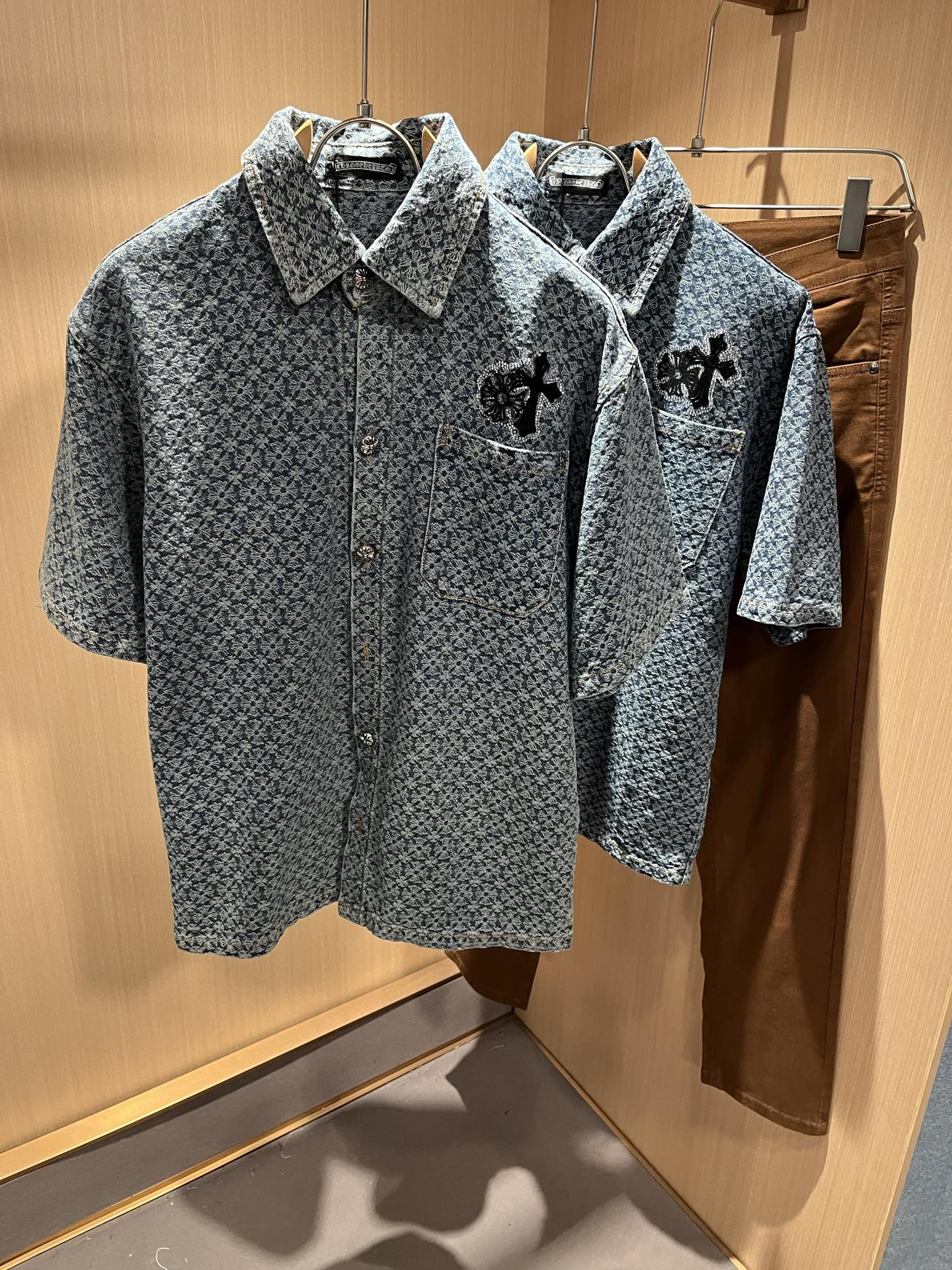 2025 New Cowboy Shirt: Chrome Hear*sk Classic Silver Appliance Series Review - 图片 1