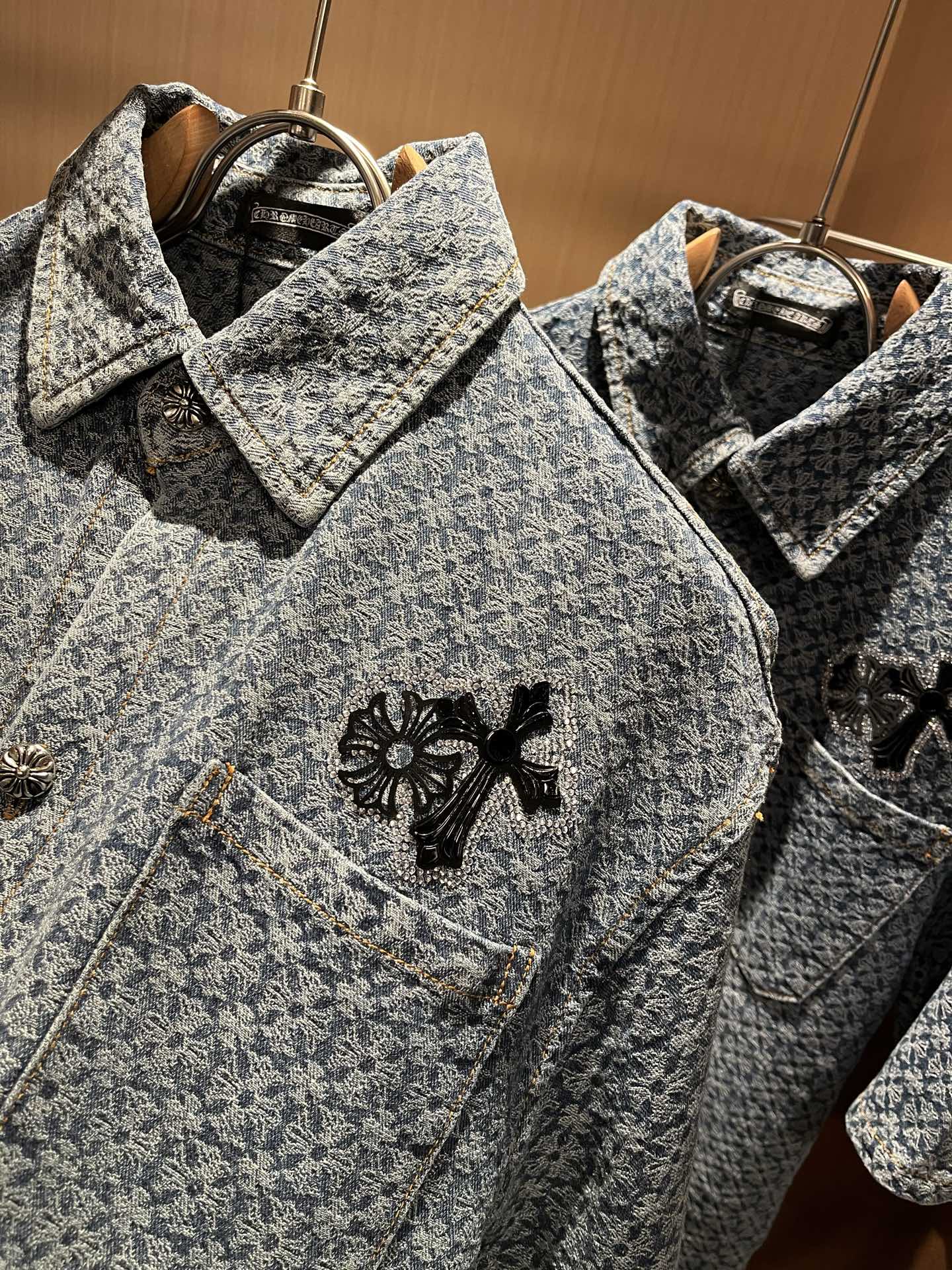 2025 New Cowboy Shirt: Chrome Hear*sk Classic Silver Appliance Series Review - 图片 8