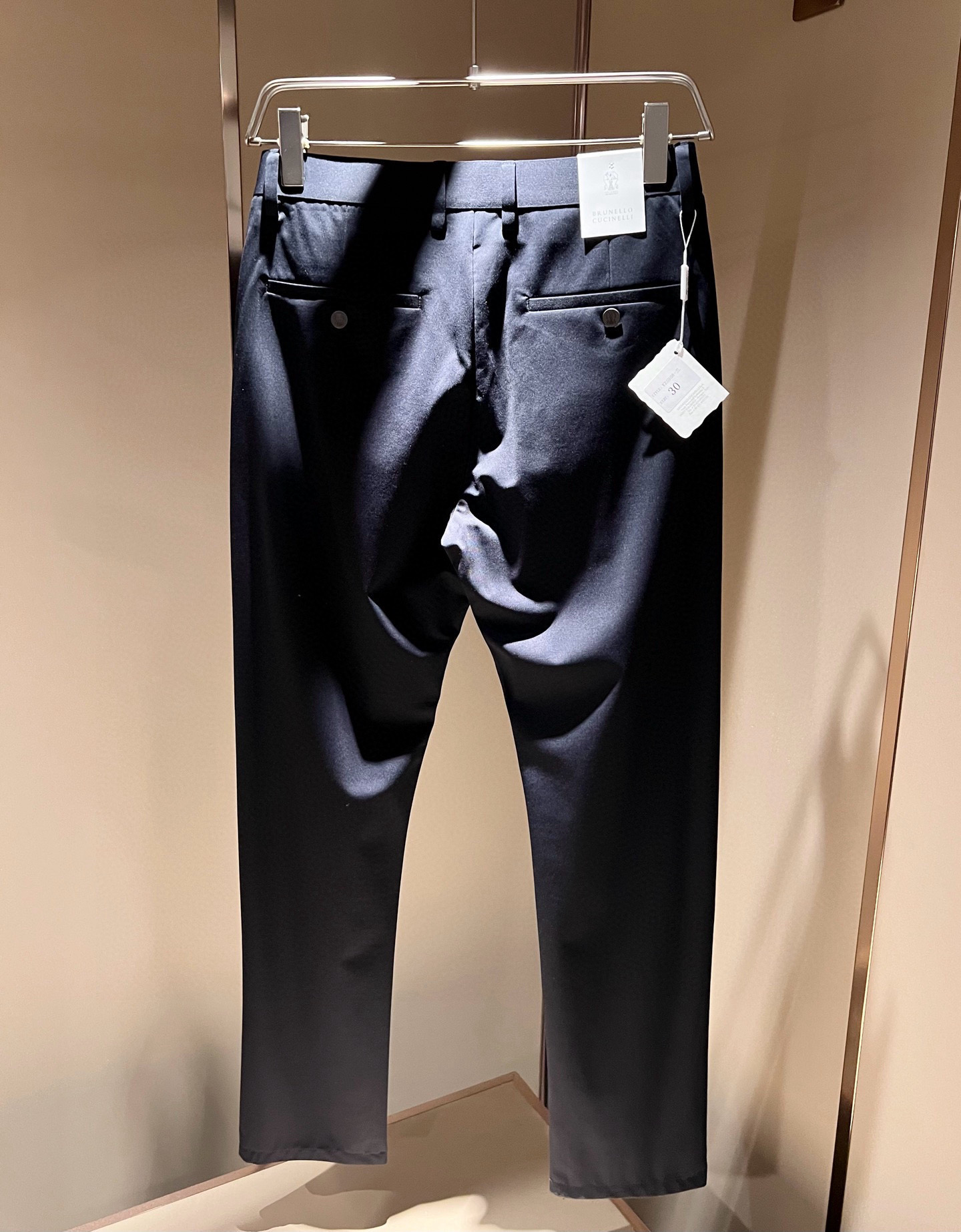 Luxury Japanese Men’s Fashion: Brunello Cucinelli 2025 Pant Collection with High-end Details - 图片 4
