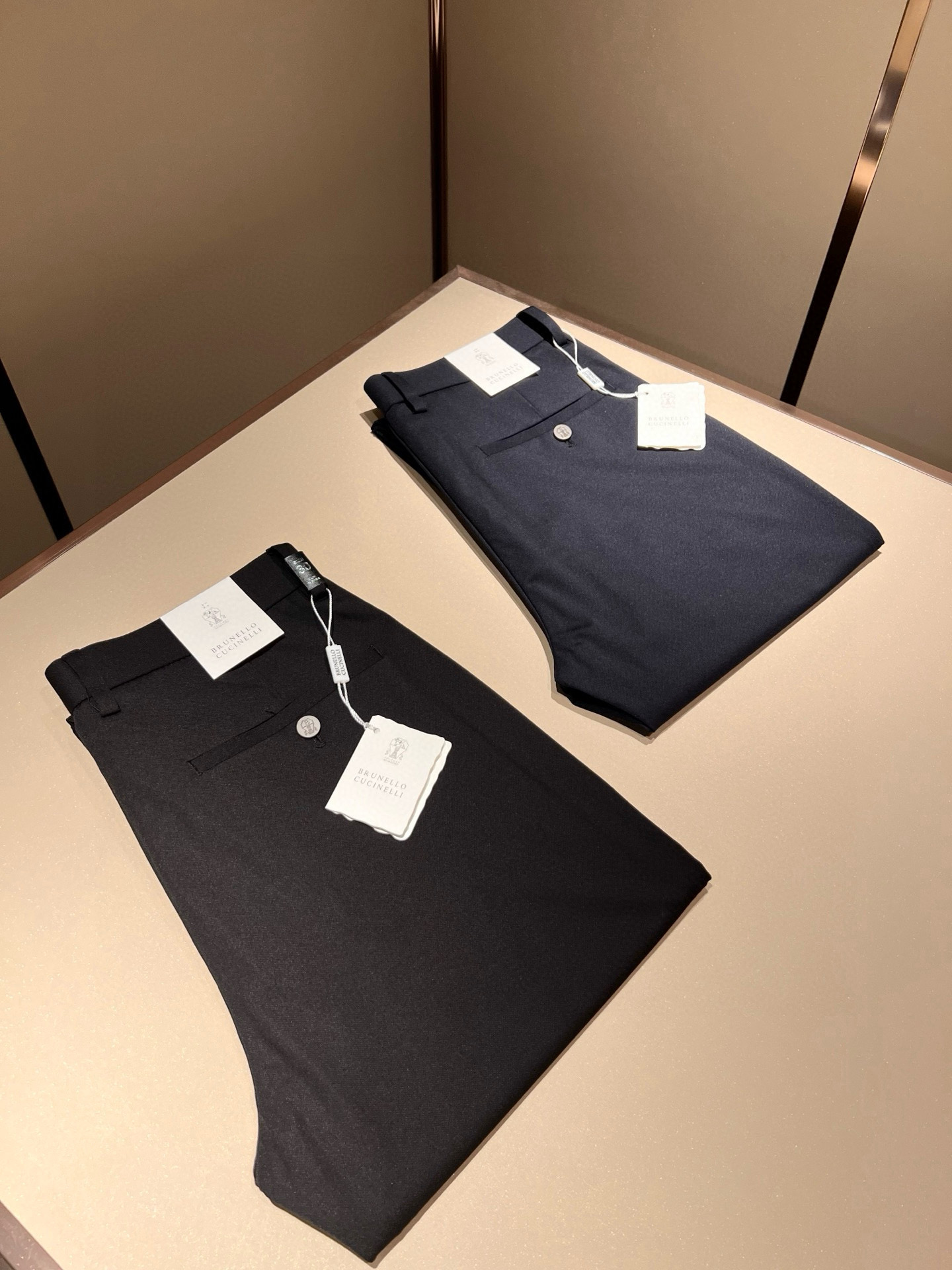 BC-Brunello Cucinelli 2025 Men’s High-end Leisure Pants: Japanese Craftsmanship, Luxury Quality - 图片 3