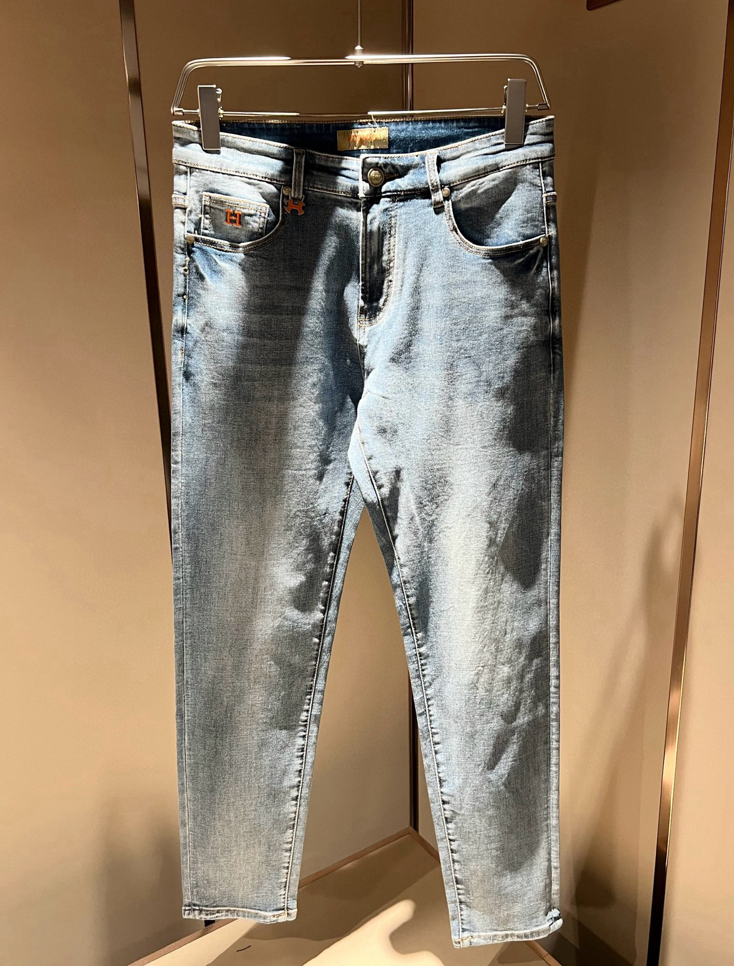 P594 HERM*S Men’s Recycled Jeans: High-Quality Craftsmanship from Shanghai! - 图片 2