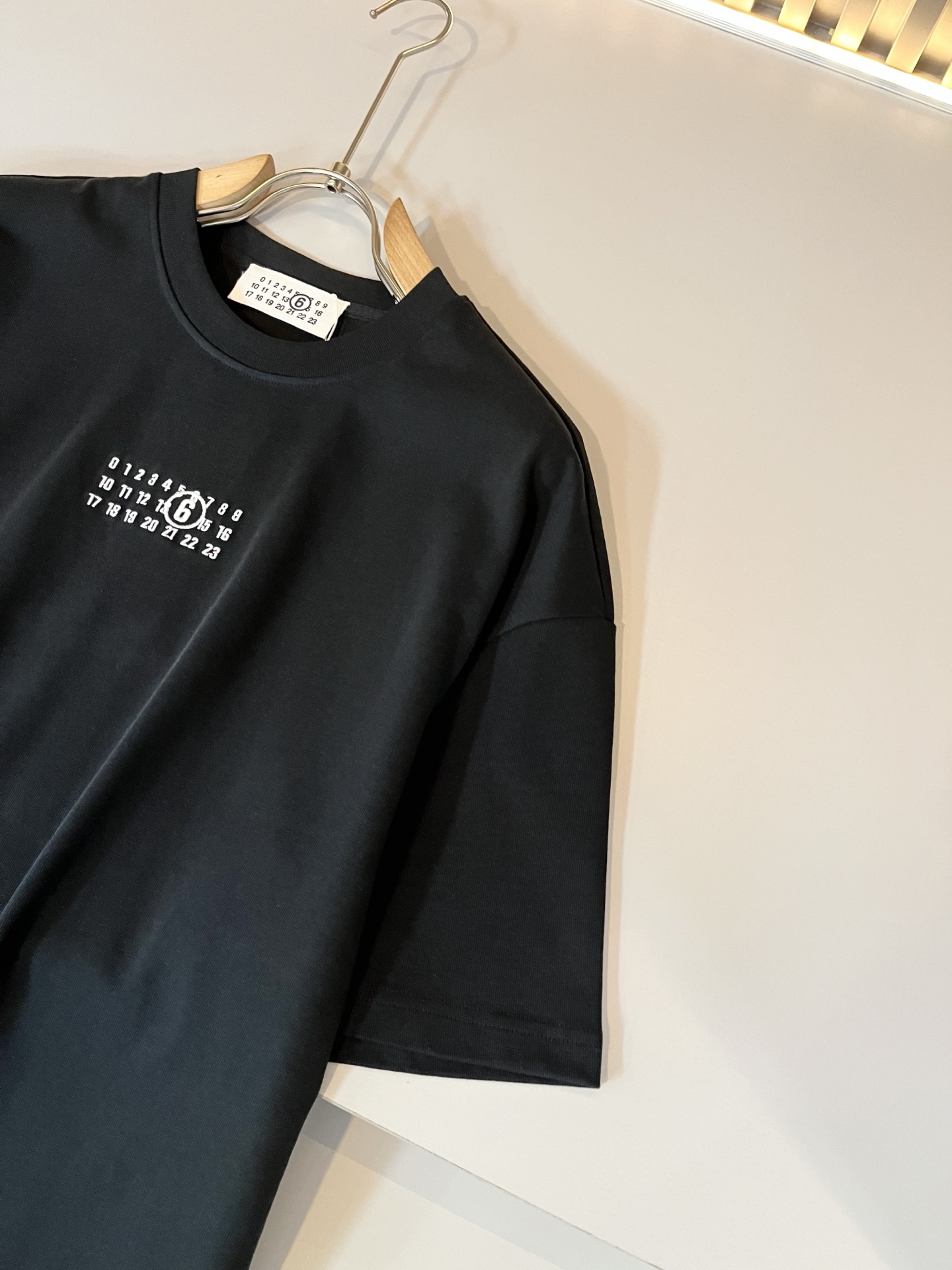 P1000 Magella Maison Margiela 2025 Co-Opt Kit: Custom Embroidered Cotton Set. - 图片 5