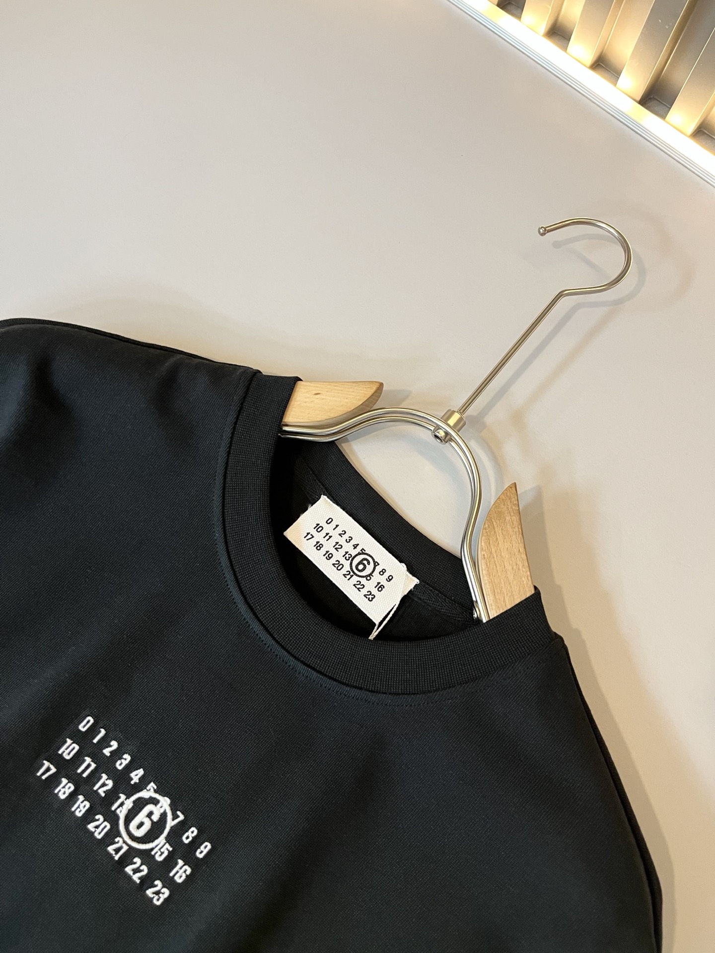 P1000 Magella Maison Margiela 2025 Co-Opt Kit: Custom Embroidered Cotton Set. - 图片 6