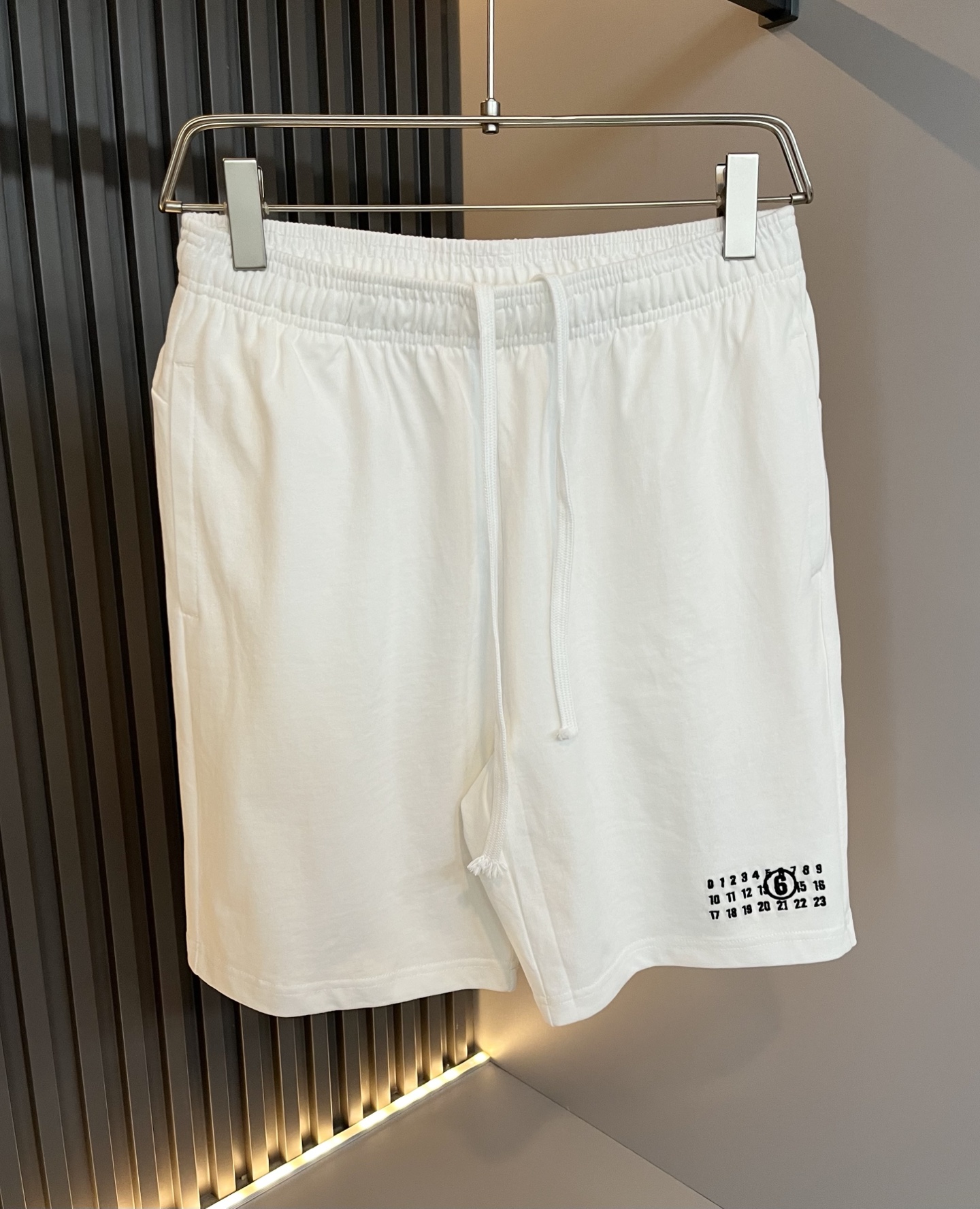 P1000 Magella Maison Margiela 2025 New Co-Opt Kit with Customized Cotton Fabric and Embroidery