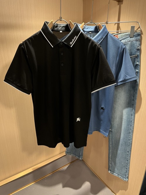 Elegante Polo Burberry para Hombre con Logo Bordado y Diseño Exclusivo 1 Elegante Polo Burberry para Hombre con Logo Bordado y Diseño Exclusivo