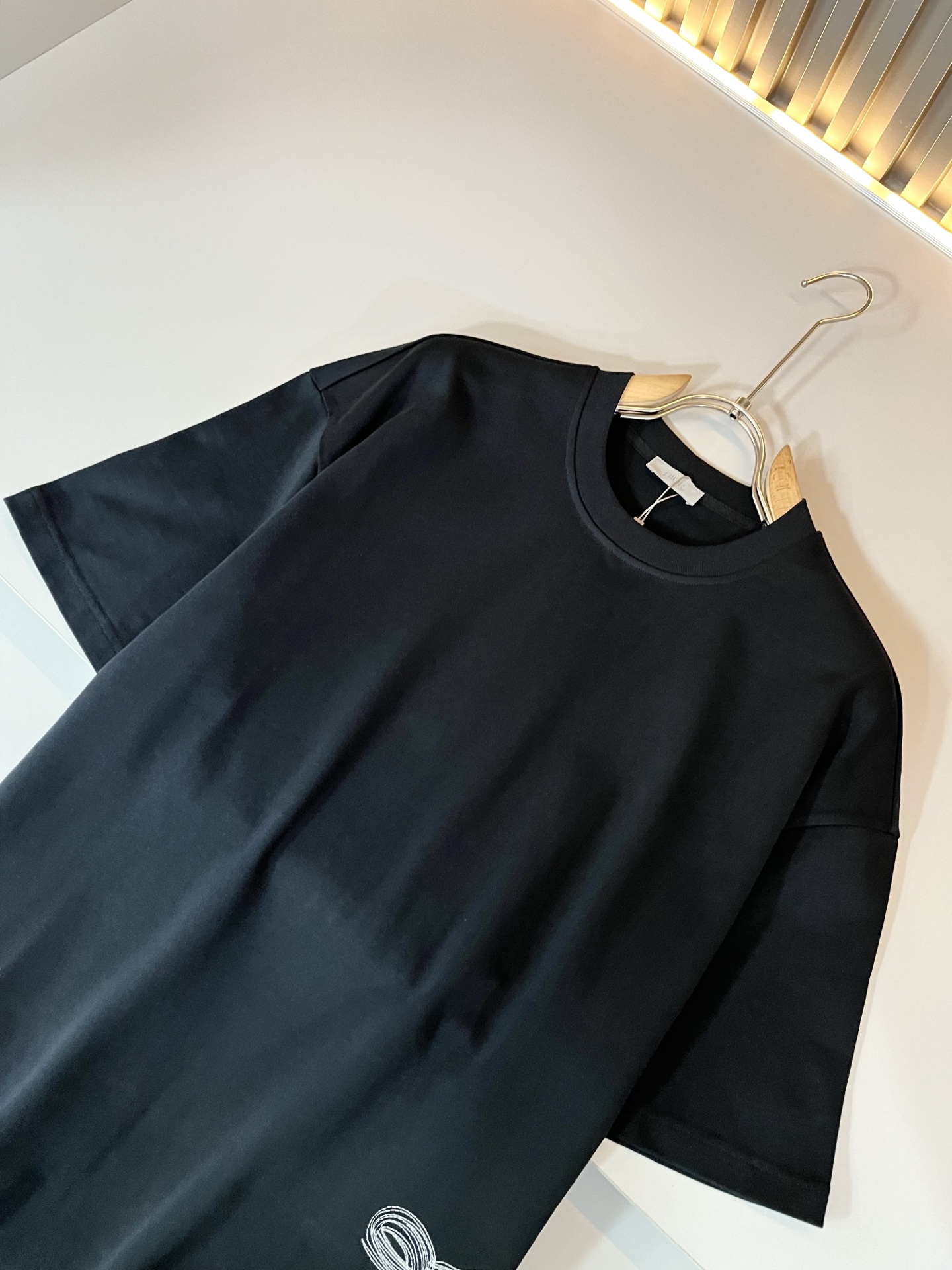 Dior Men's Black Cotton T-Shirt with Logo, Casual and Comfortable 5 i1748456546885 8533 0 3