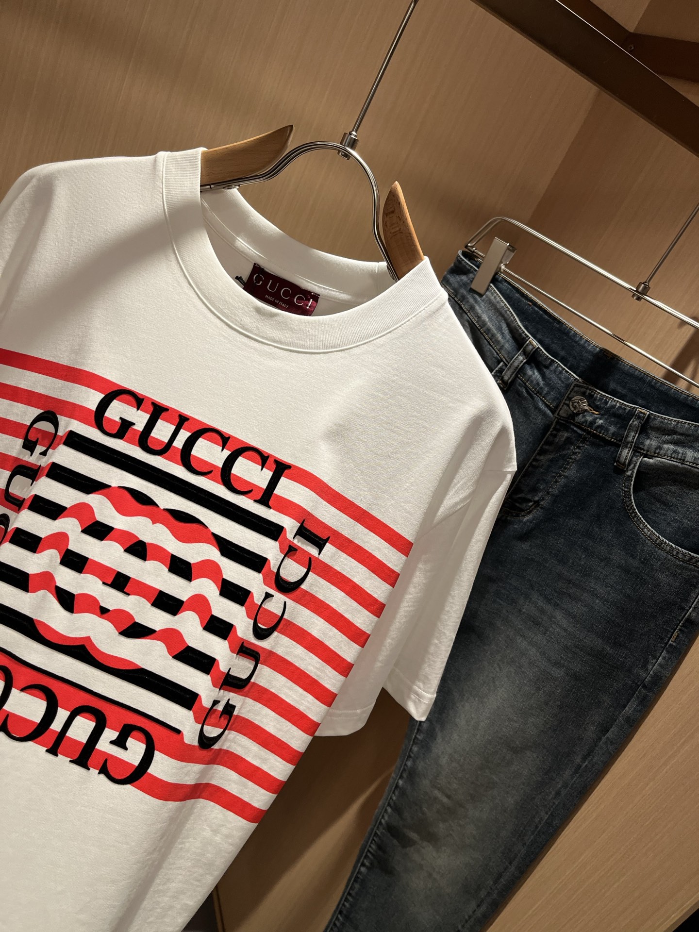 Gucci Cotton Blend Graphic T-Shirt Short Sleeve Crew Neck Unisex Top 9 i1748894075975 1057 0 7