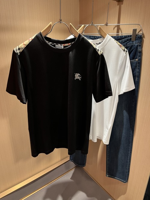 Burberry Men's Short-Sleeve T-Shirt with Checkered Shoulder Design
