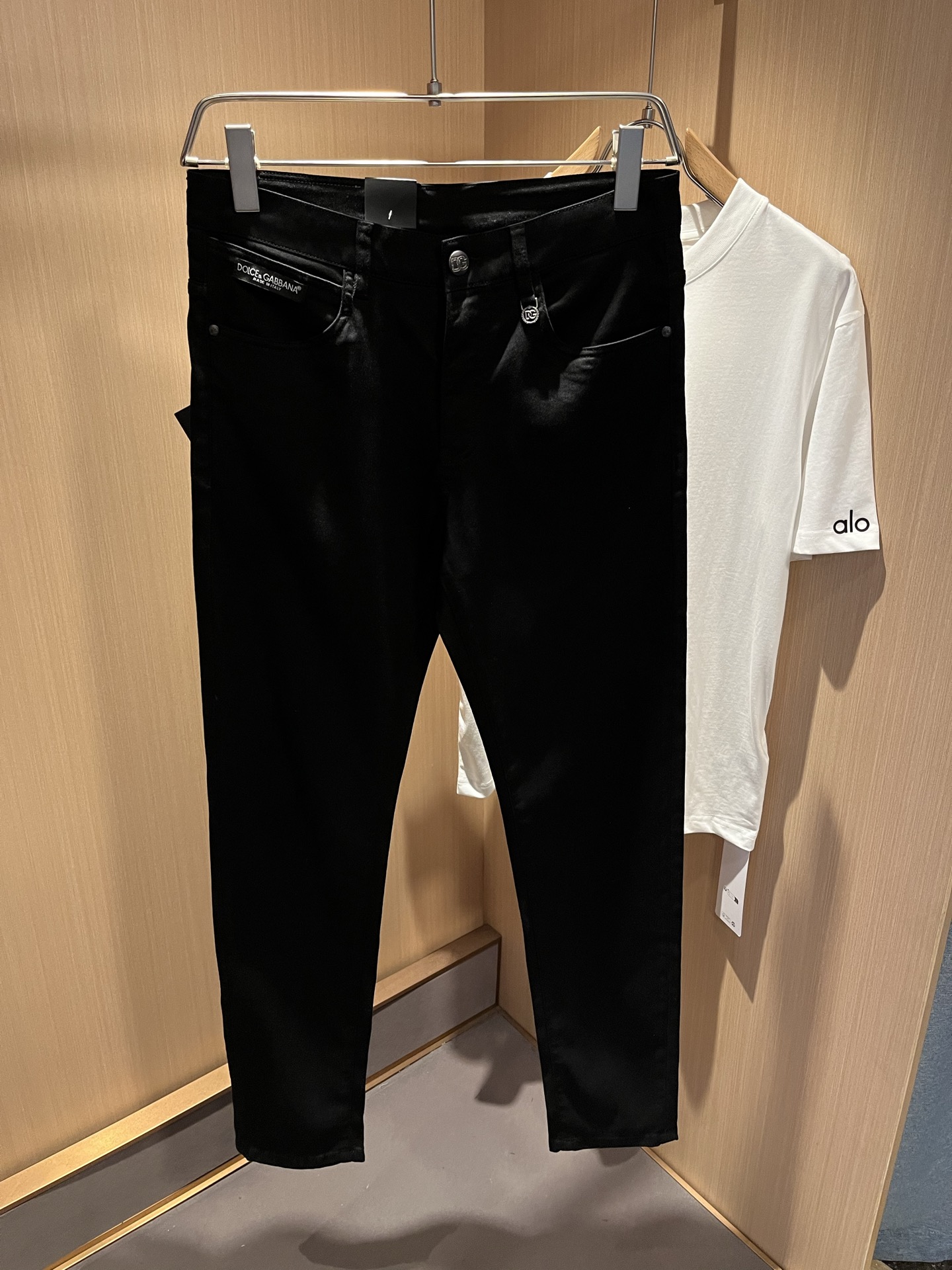  Dolce &  杜嘉*纳 2025春夏新品牛仔裤，水洗处理自然不易变形脱色、立体剪裁完美塑形面料质舒