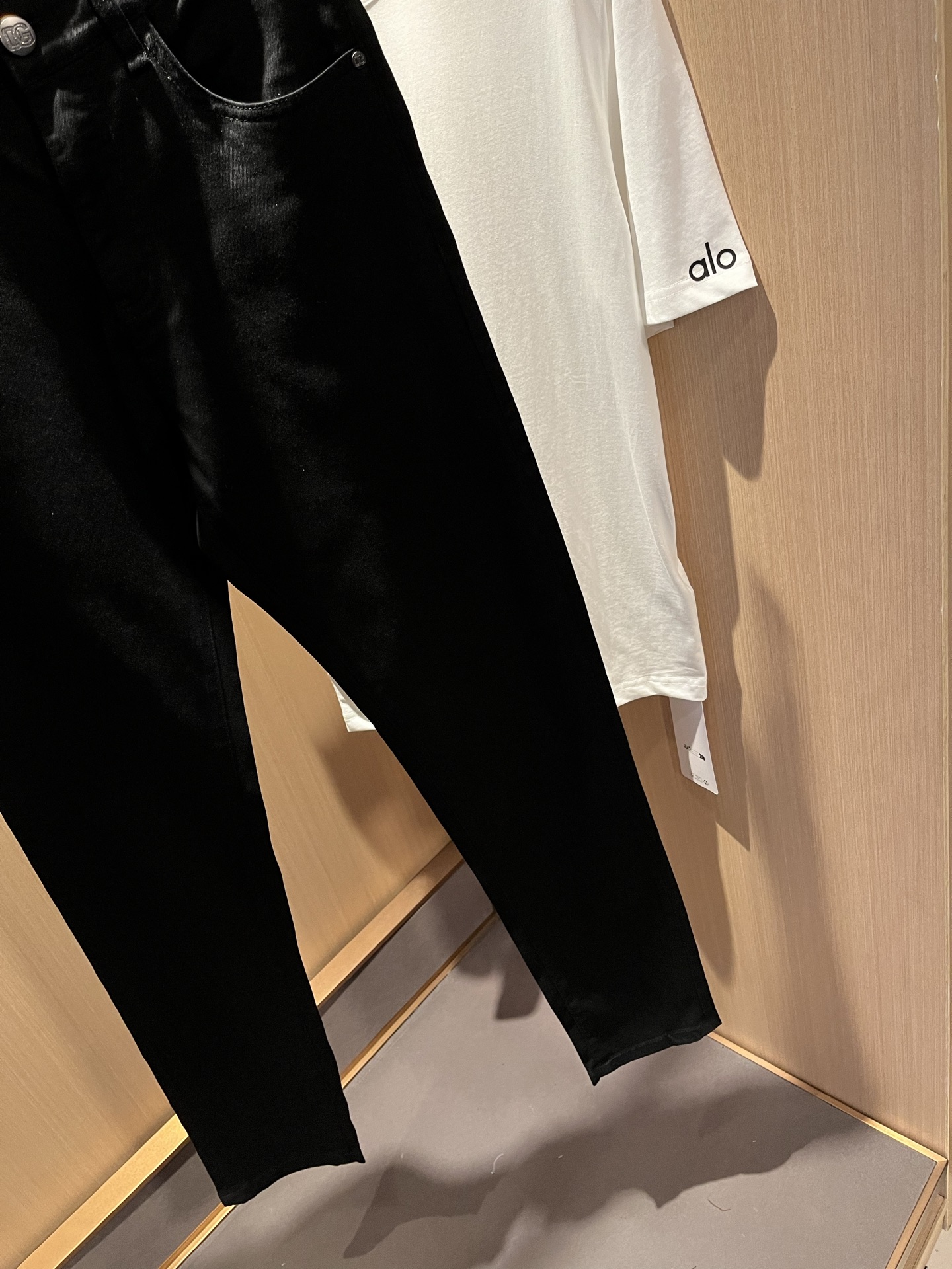  Dolce &  杜嘉*纳 2025春夏新品牛仔裤，水洗处理自然不易变形脱色、立体剪裁完美塑形面料质舒