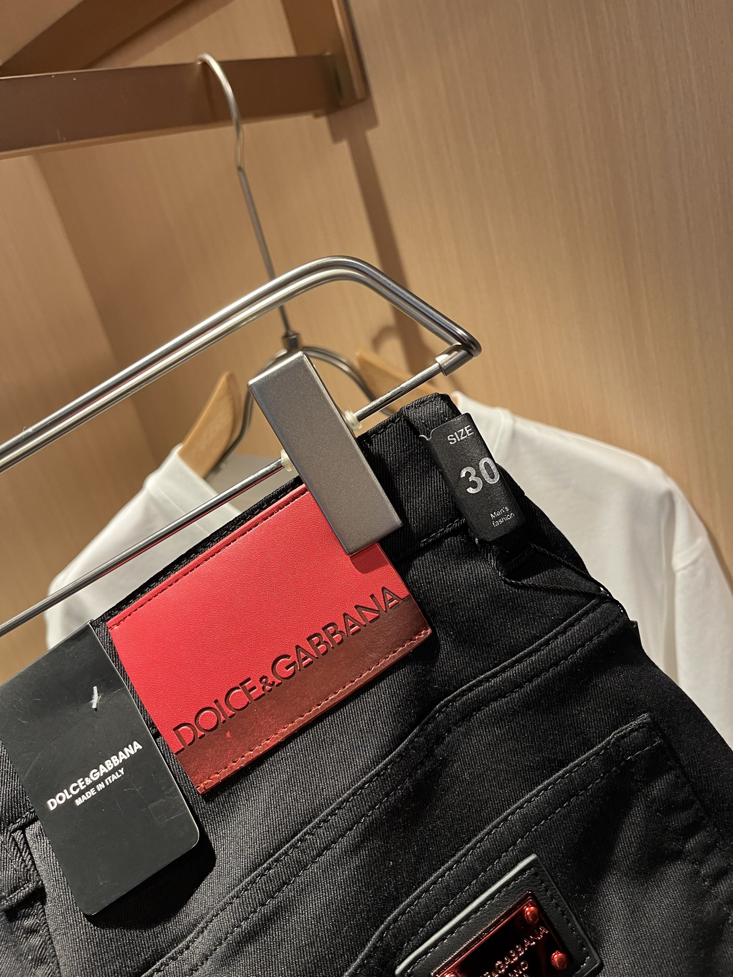  Dolce &  杜嘉*纳 2025春夏新品牛仔裤，水洗处理自然不易变形脱色、立体剪裁完美塑形面料质舒