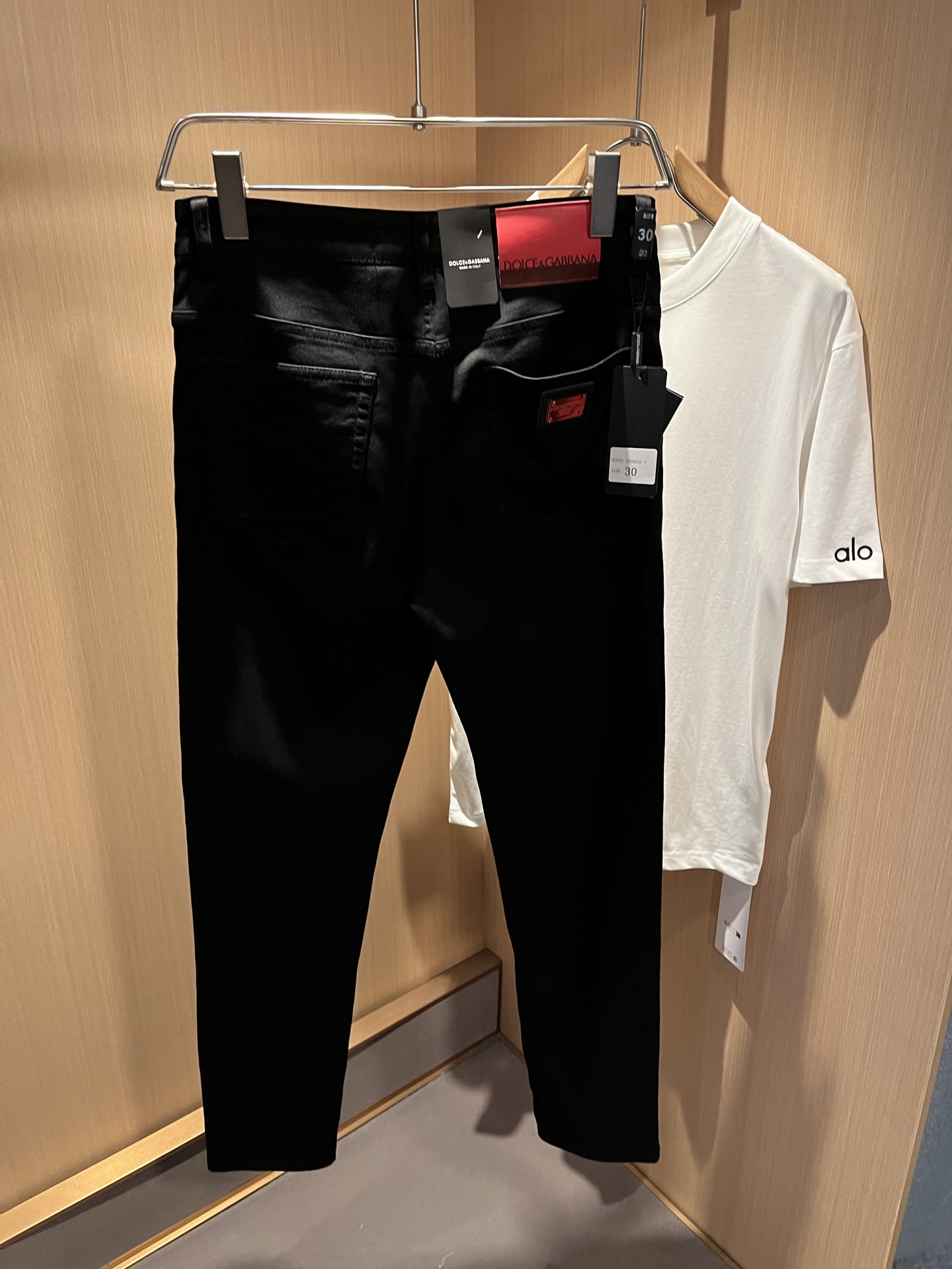  Dolce &  杜嘉*纳 2025春夏新品牛仔裤，水洗处理自然不易变形脱色、立体剪裁完美塑形面料质舒