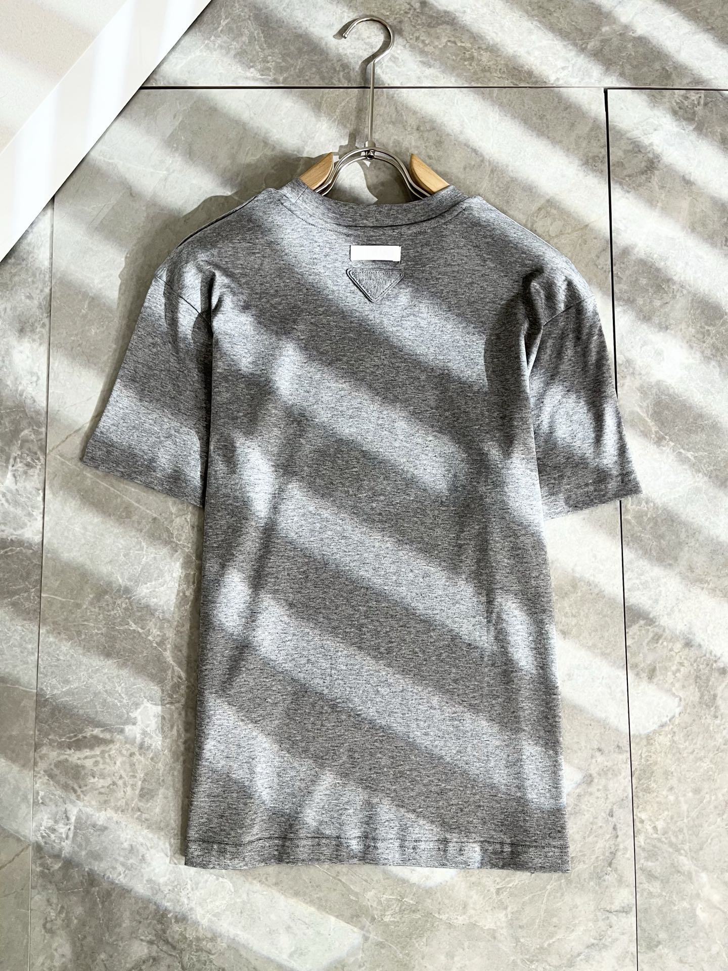 Prada Men's 2025 Spring/Summer Short Sleeve T-Shirt - Classic & Modern 5 i1749392943272 5979 0 3