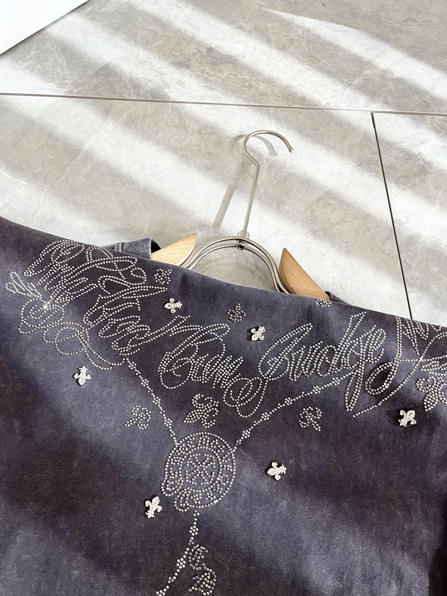 חולצת Chrome Hearts קסואר שרוול שלבים קצרים - אופנה מובילית 9 i1749393014293 3110 0 7