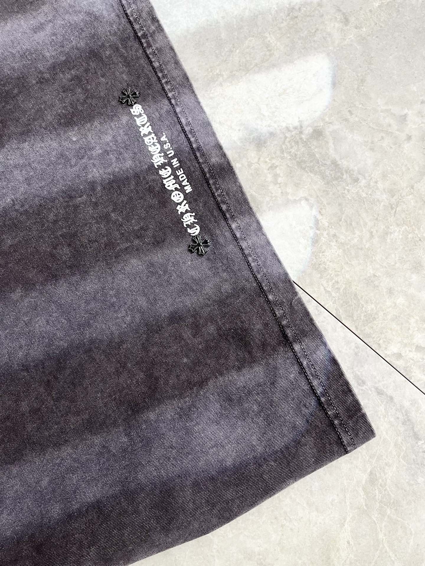 חולצת Chrome Hearts קסואר שרוול שלבים קצרים - אופנה מובילית 10 i1749393014431 5984 0 8