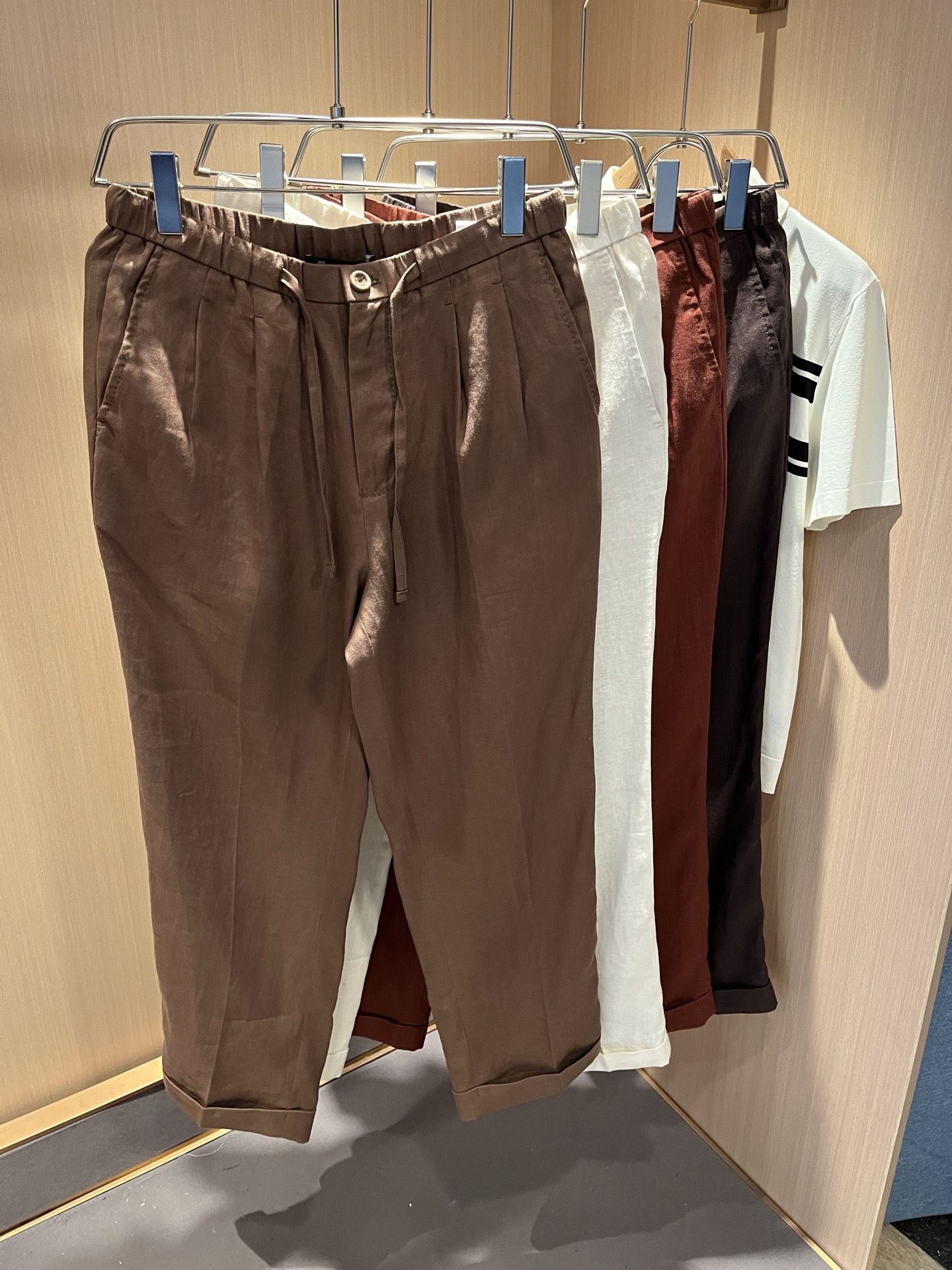 Loro Piana诺悠翩雅 2025春夏新品男士纯亚麻休闲裤，最新的贸易订单全品相！！网红款！上身舒