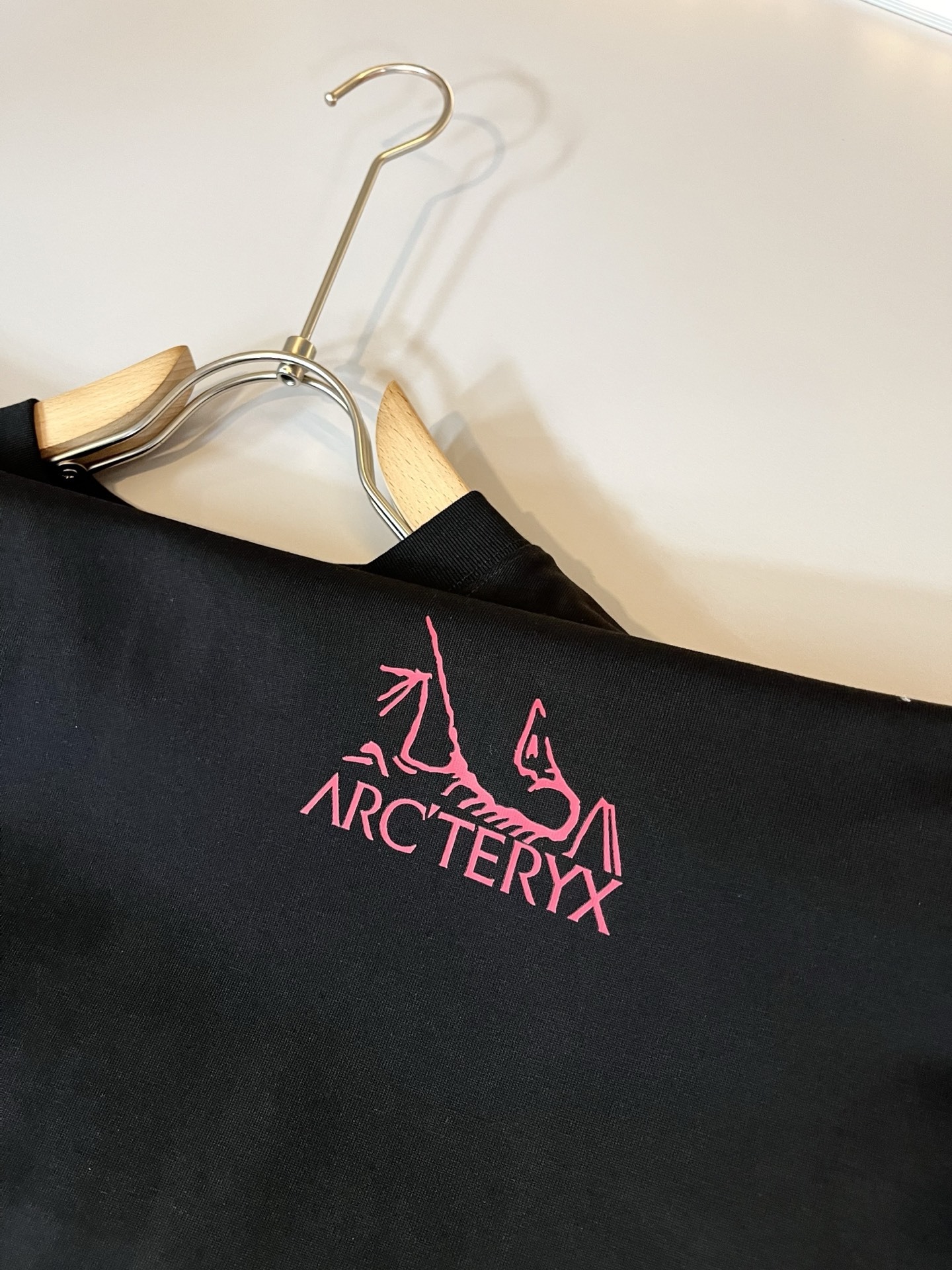 ARCTER*X始*祖鸟 2025春夏新款男女同款👫短袖T恤户外品牌可能大家第一想到的就是加拿大鹅、始