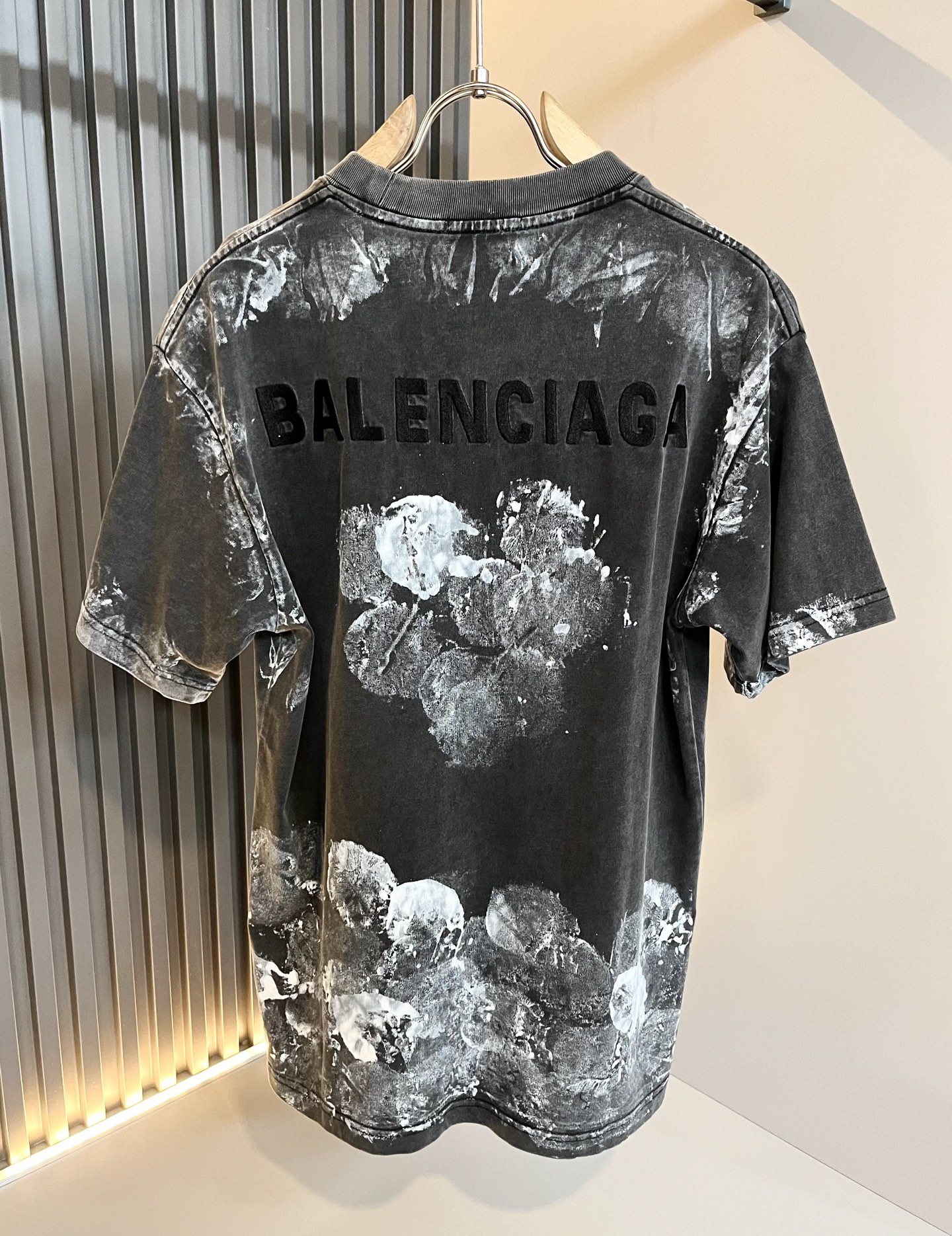    BALENCI*GA巴黎*家 2025春夏新款男女同款👫短袖T恤！走秀图案印花时尚休闲短袖T恤衫！