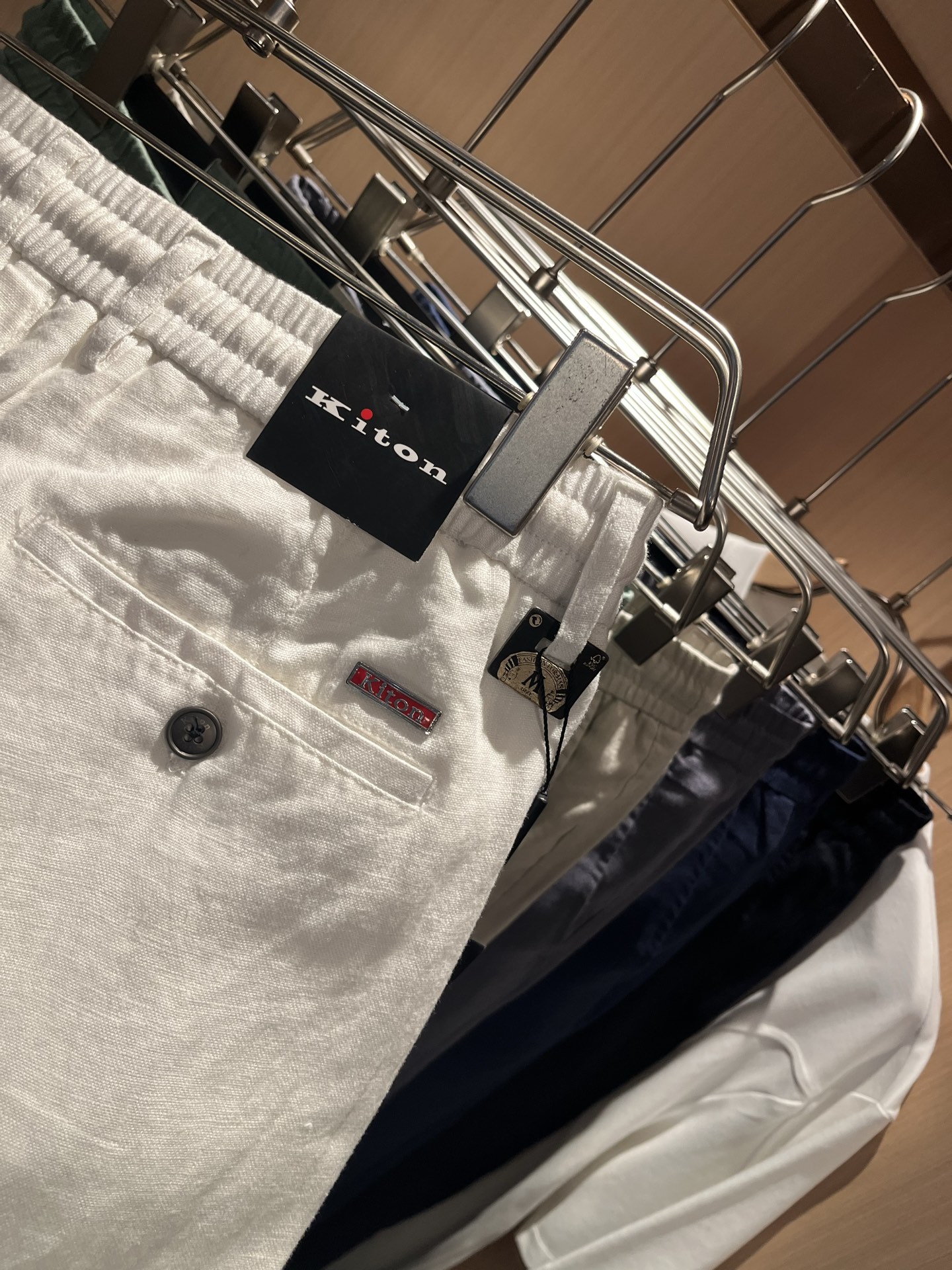  kiton 2025春夏新款男士亚麻休闲裤，男士经典时尚百搭休闲西裤!贸易公司渠道稀出，领先官网发售!