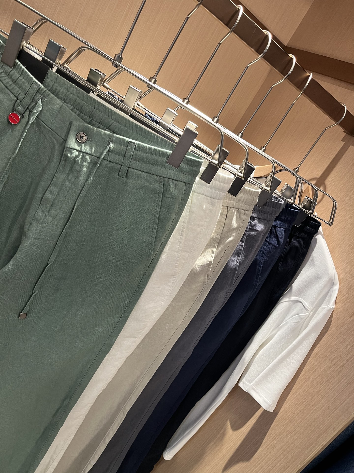  kiton 2025春夏新款男士亚麻休闲裤，男士经典时尚百搭休闲西裤!贸易公司渠道稀出，领先官网发售!