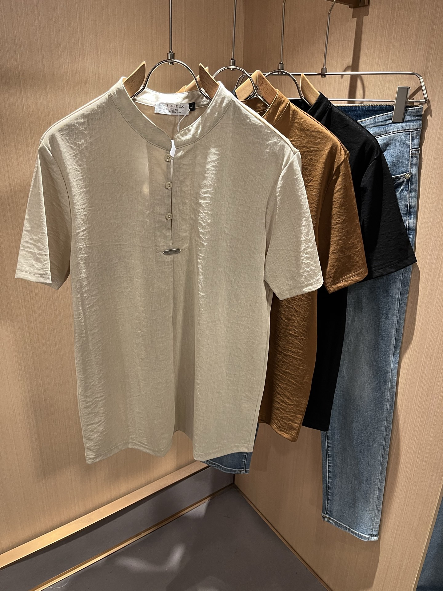  BC-Brunello Cucineli 2025春夏新款男士棉麻短袖T恤，众多明星都爱穿的时尚百搭单