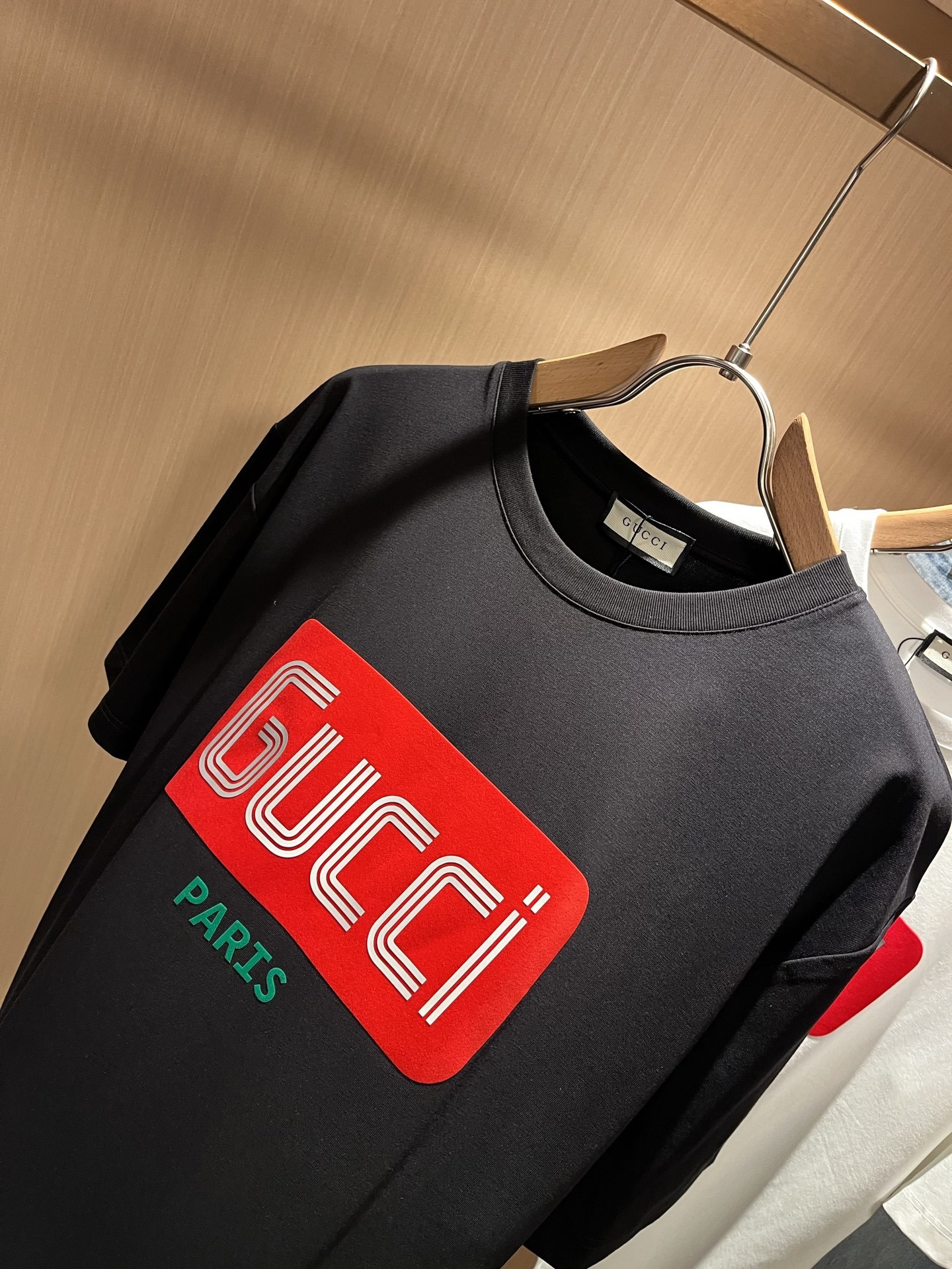Gucc*古家 2025春夏新款男女同情侣款👫休闲宽松棉质圆领短袖T恤衫!贸易公司渠道稀出,同步官