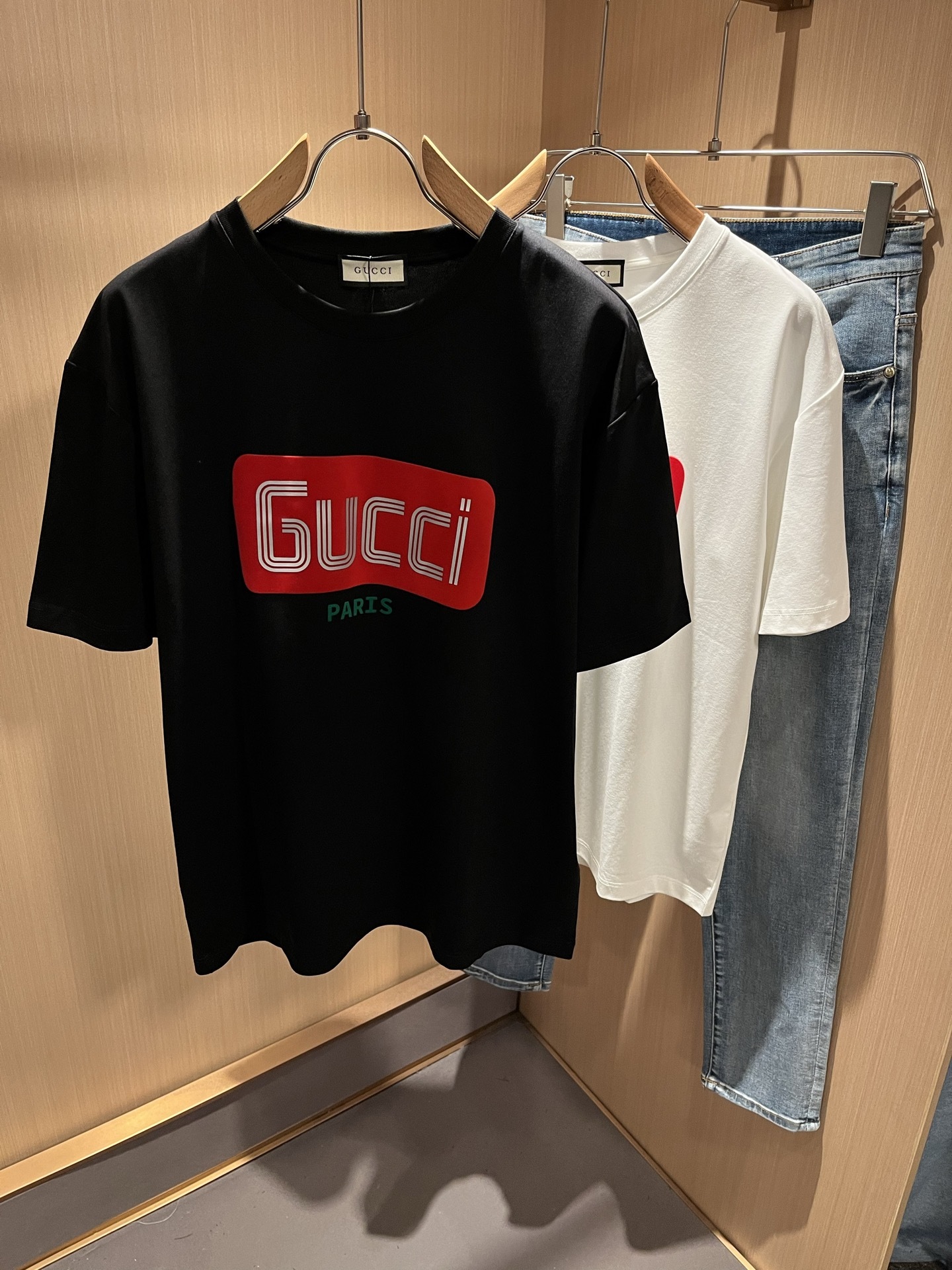 Gucc*古家 2025春夏新款男女同情侣款👫休闲宽松棉质圆领短袖T恤衫!贸易公司渠道稀出,同步官