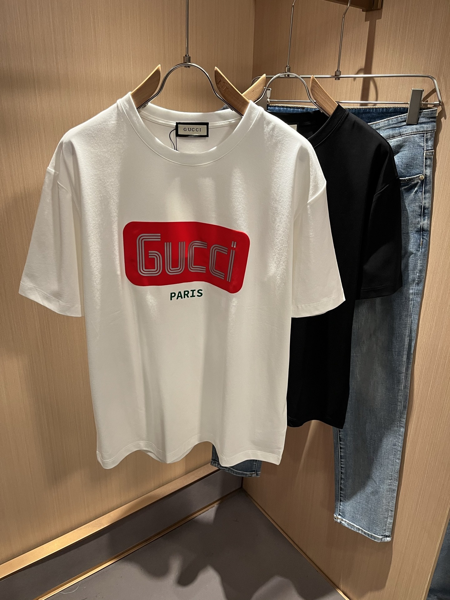 Gucc*古家 2025春夏新款男女同情侣款👫休闲宽松棉质圆领短袖T恤衫!贸易公司渠道稀出,同步官