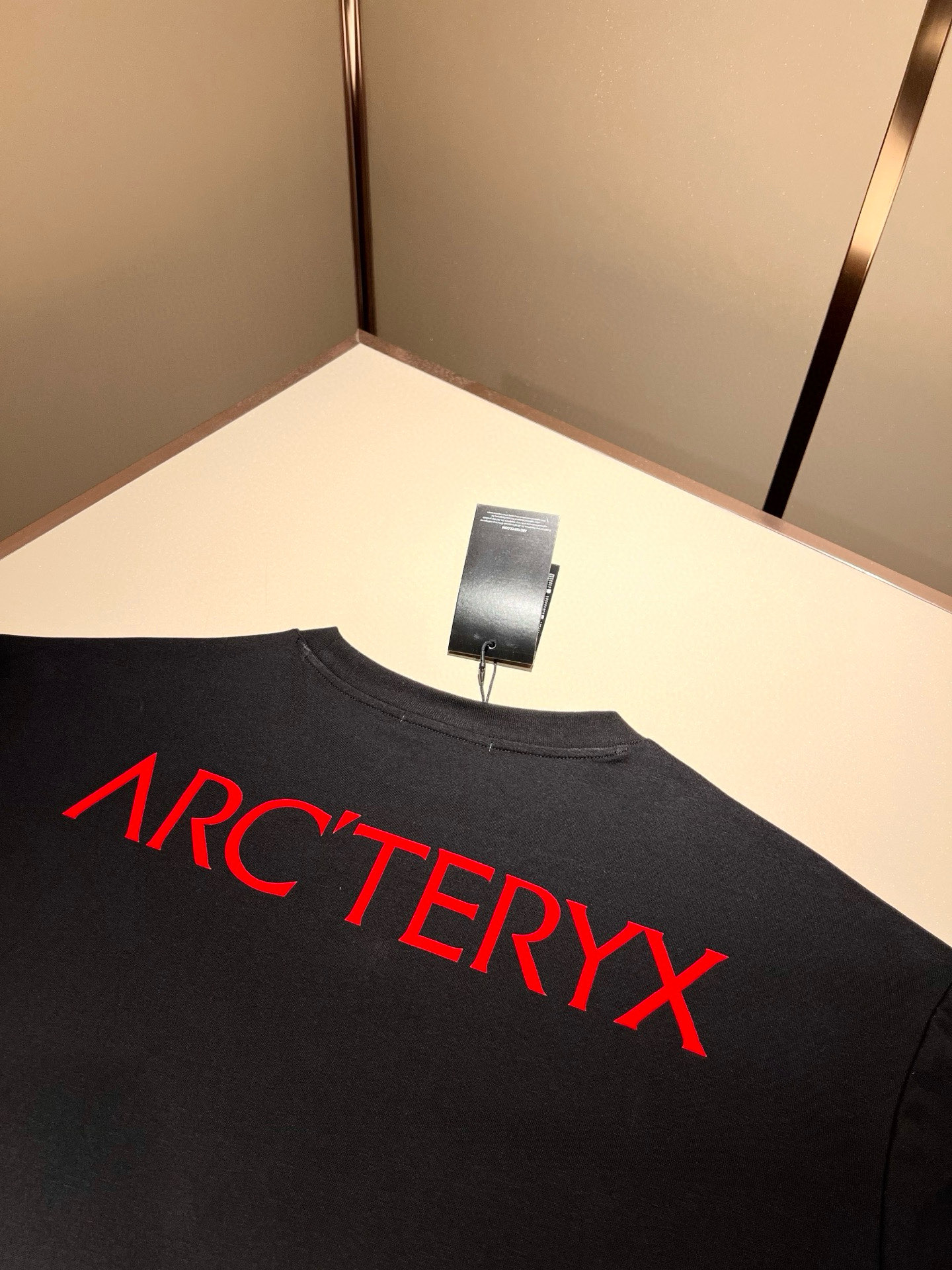  ARCTER*X始*祖鸟 2025春夏新款男女同款👫短袖T恤户外品牌可能大家第一想到的就是加拿大鹅、始