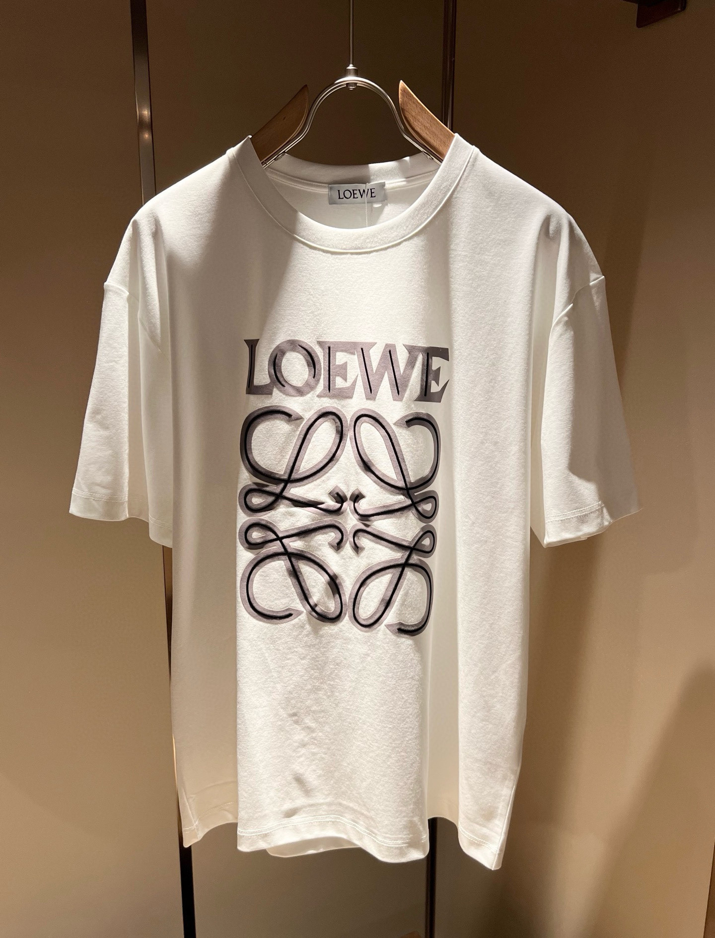 LOE*WE罗*威 2025春夏新款男女同款👫短袖T恤,意大利原厂订单渠道,极具个性高级风,标志log