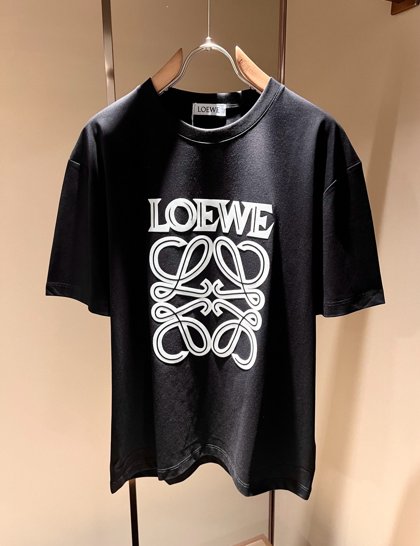 LOE*WE罗*威 2025春夏新款男女同款👫短袖T恤,意大利原厂订单渠道,极具个性高级风,标志log