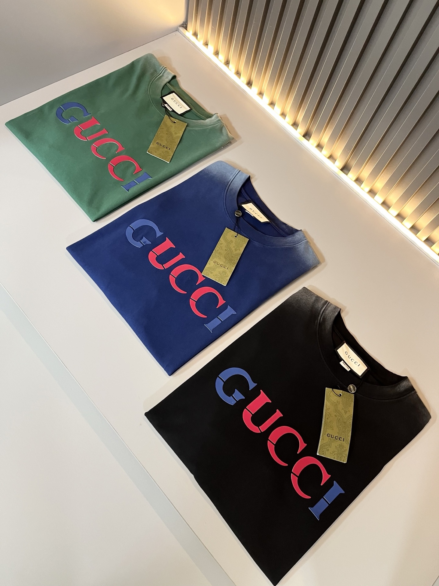  Gucc*古家 2025春夏新款男女同情侣款👫休闲宽松棉质圆领短袖T恤衫！贸易公司渠道稀出，同步官网发