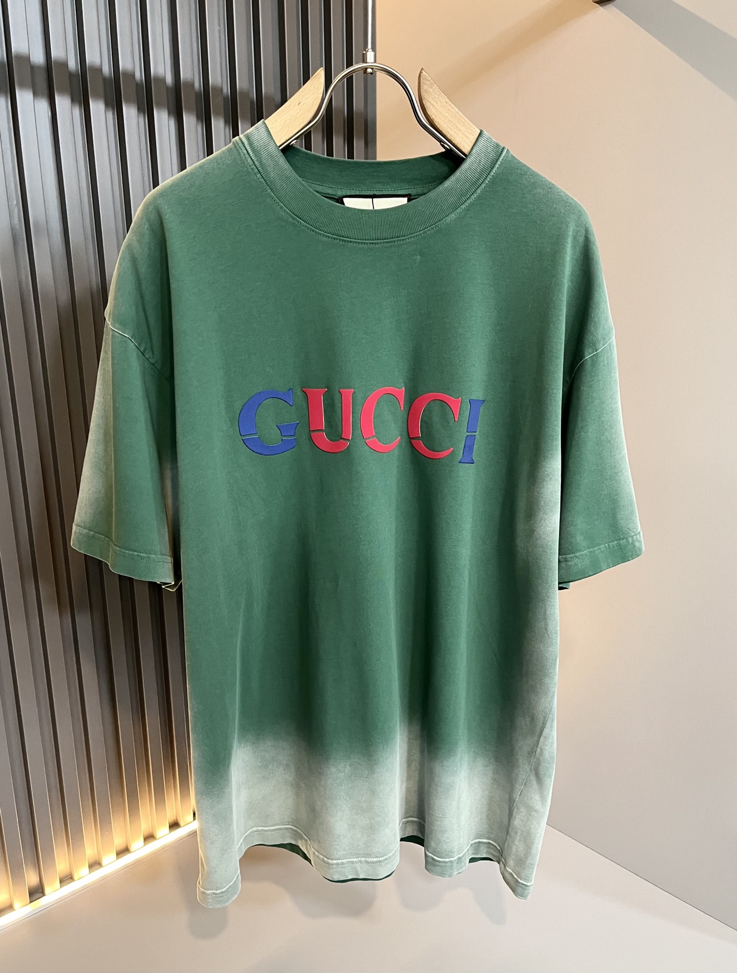  Gucc*古家 2025春夏新款男女同情侣款👫休闲宽松棉质圆领短袖T恤衫！贸易公司渠道稀出，同步官网发