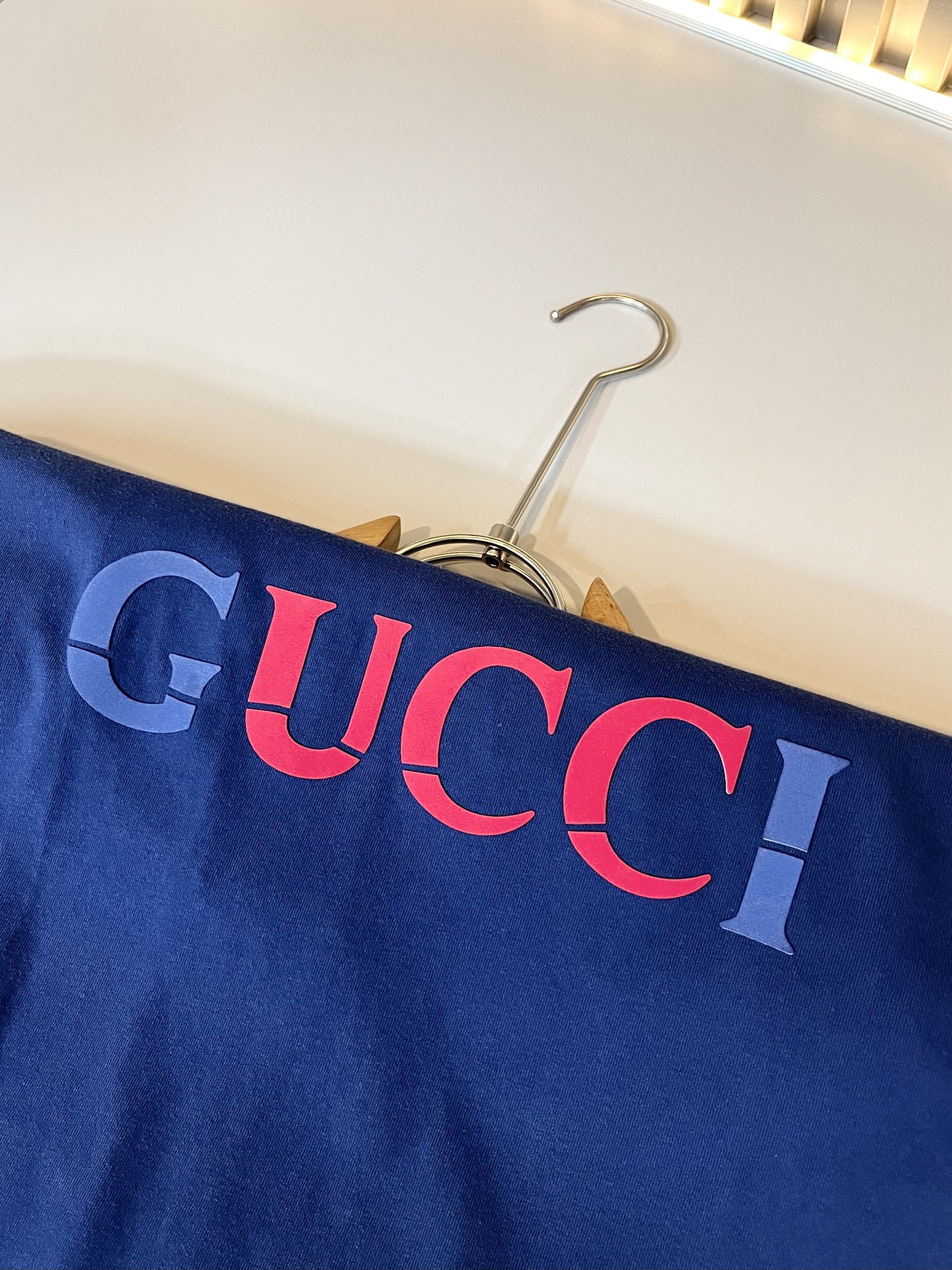  Gucc*古家 2025春夏新款男女同情侣款👫休闲宽松棉质圆领短袖T恤衫！贸易公司渠道稀出，同步官网发