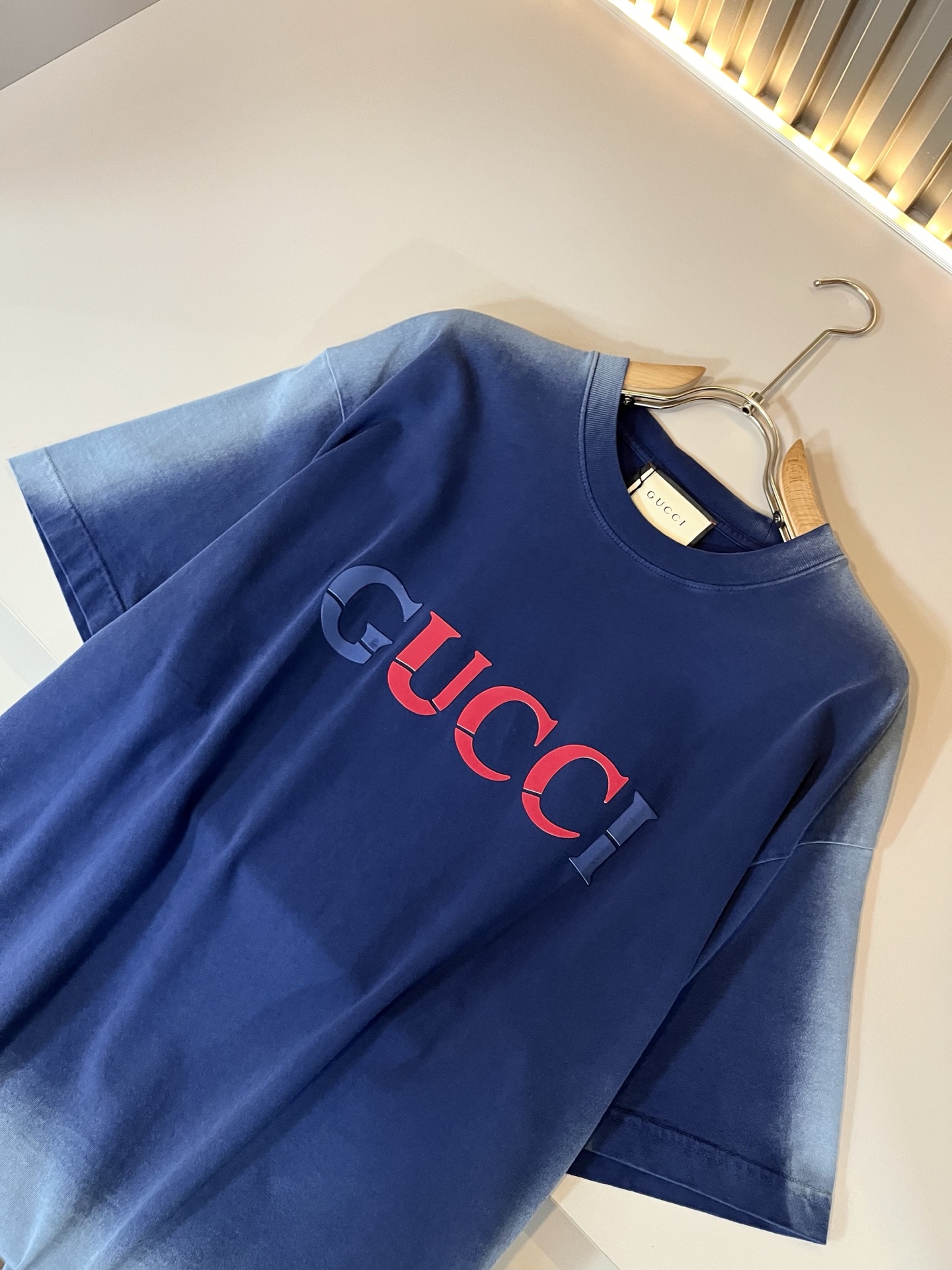  Gucc*古家 2025春夏新款男女同情侣款👫休闲宽松棉质圆领短袖T恤衫！贸易公司渠道稀出，同步官网发