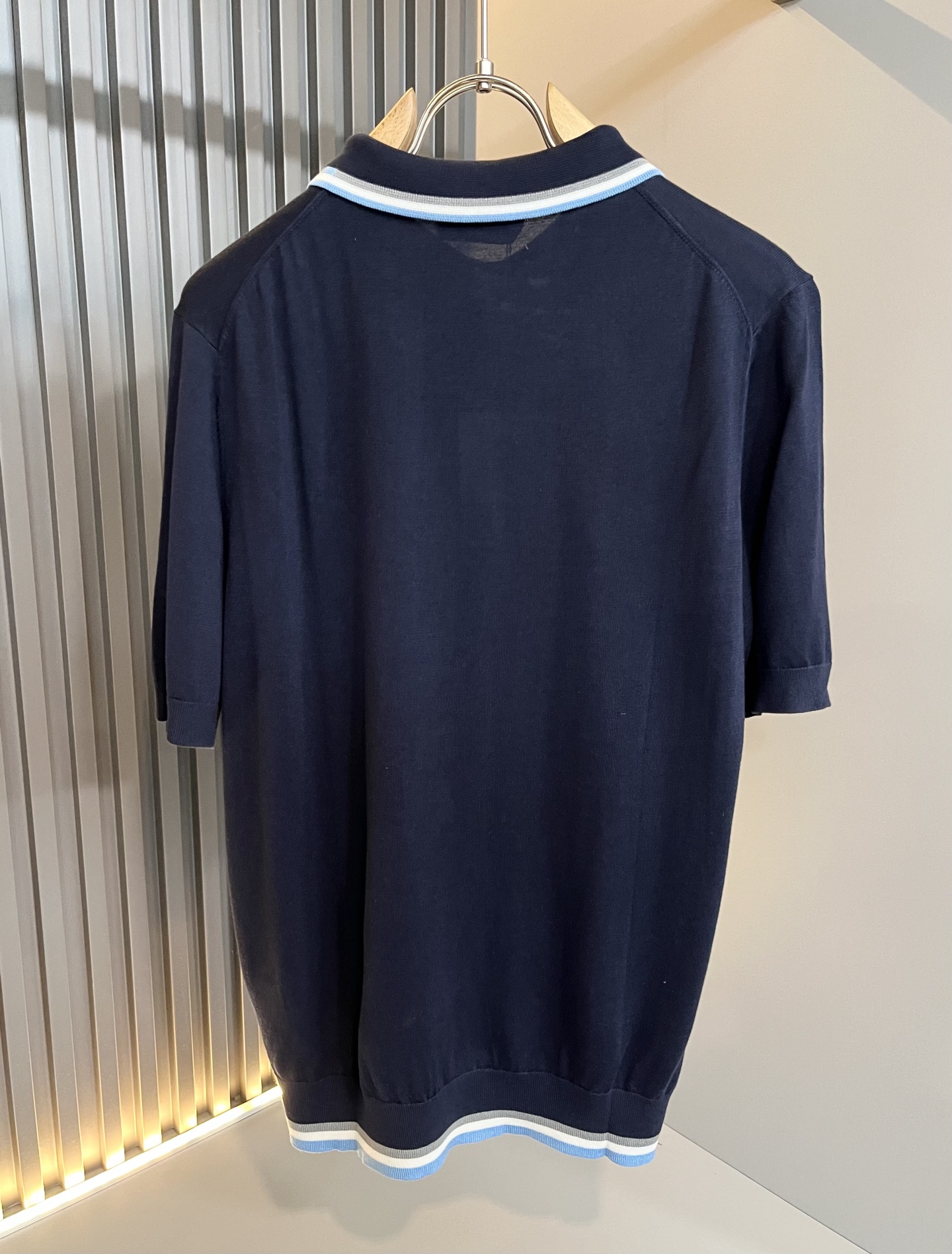  Her*mes爱*仕2025春夏新款男士翻领短袖T恤，全新升级百搭基础款，低调奢华，品格之选！甄选优质