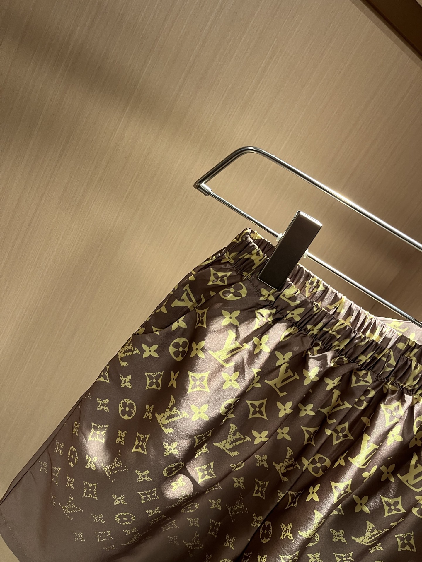  Louis Vuit*on 路易家族 2025春夏新款Monogram系列！轻奢休闲套装，男女同款👫睡