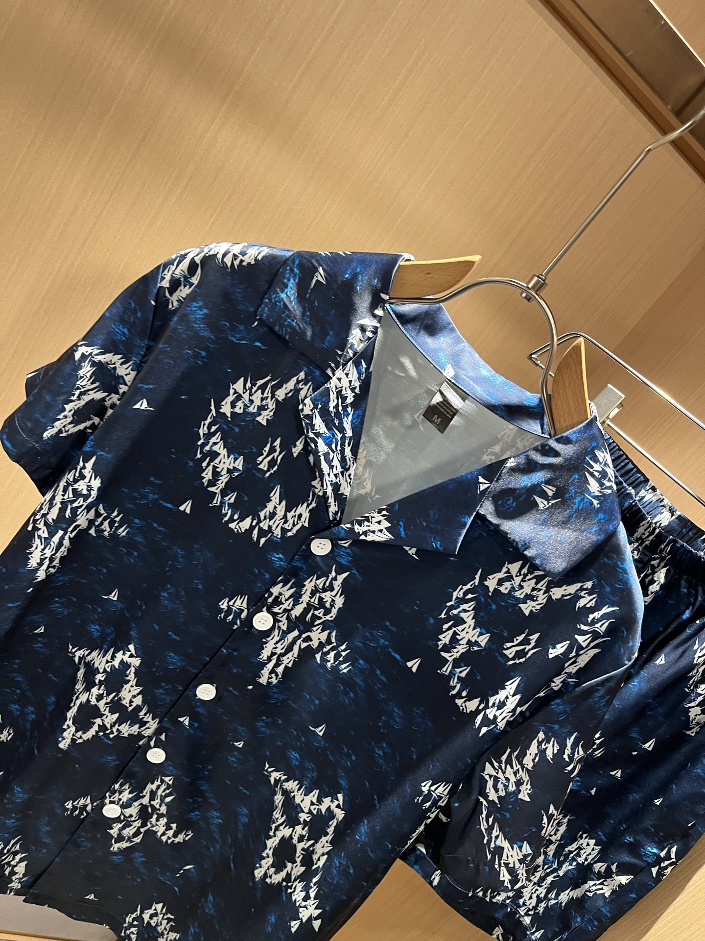  Louis Vuit*on 路易家族 2025春夏新款Monogram系列！轻奢休闲套装，男女同款👫睡