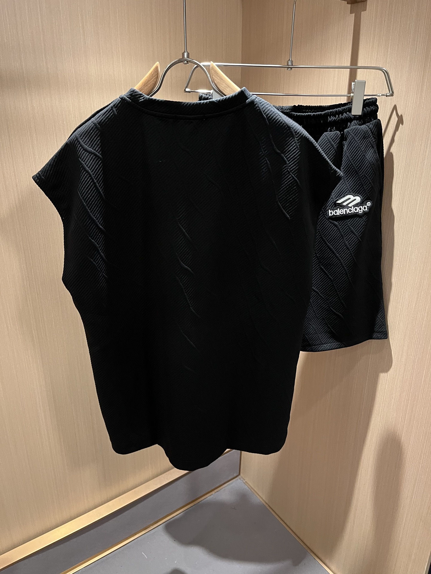  BALENCIA*巴黎*家 2025春夏最新款休闲套装，男女同款👫刺绣logo设计！贸易公司渠道稀出，