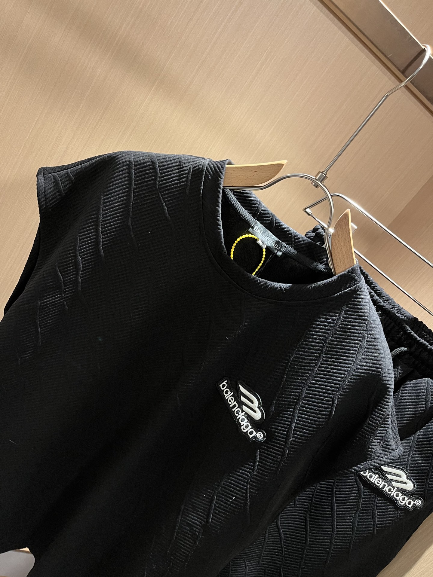  BALENCIA*巴黎*家 2025春夏最新款休闲套装，男女同款👫刺绣logo设计！贸易公司渠道稀出，